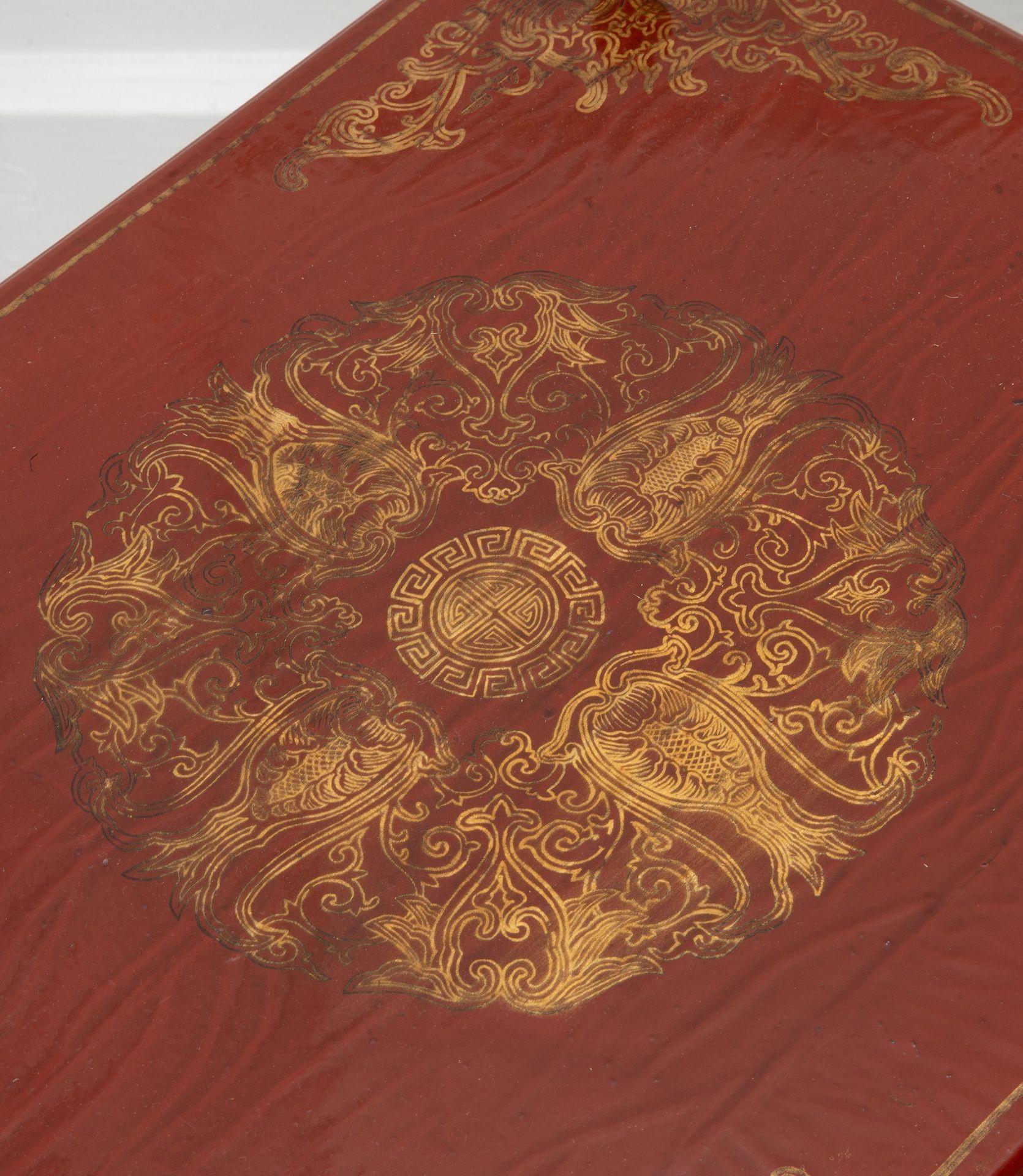 A wonderful pair of scarlet lacquer 'Maison Bagues' two tier tables.
The incredible quality scarlet lacquer on wood is held together by gilt bronze faux bamboo supports, terminating on paw feet.
Circa 1940.