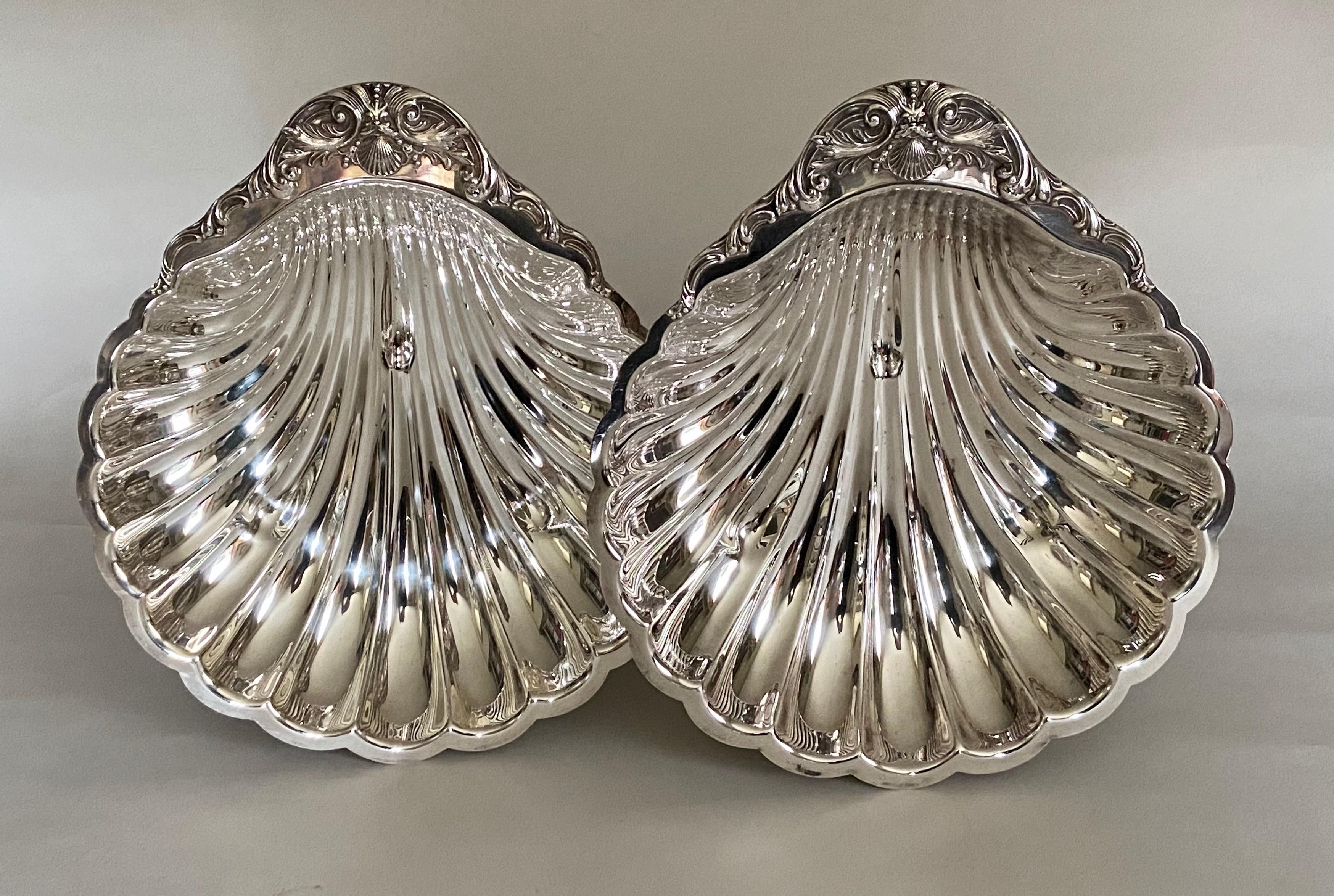 George II Pair of 20th Century Silver Plated Shell-Shaped Dishes For Sale