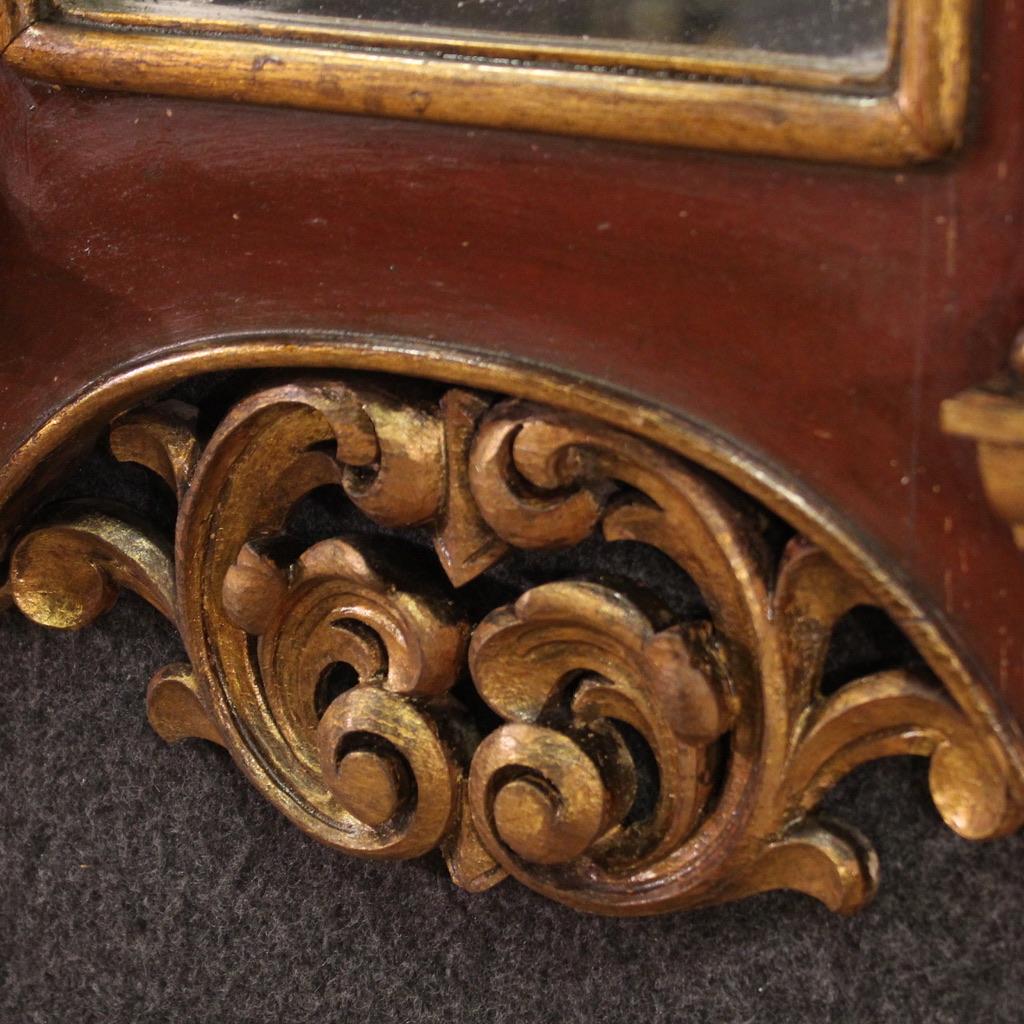 Neogotico Pair of 20th Century Spanish Neo-Gothic Style Lacquered Gold Wood Mirrors, 1950 in vendita