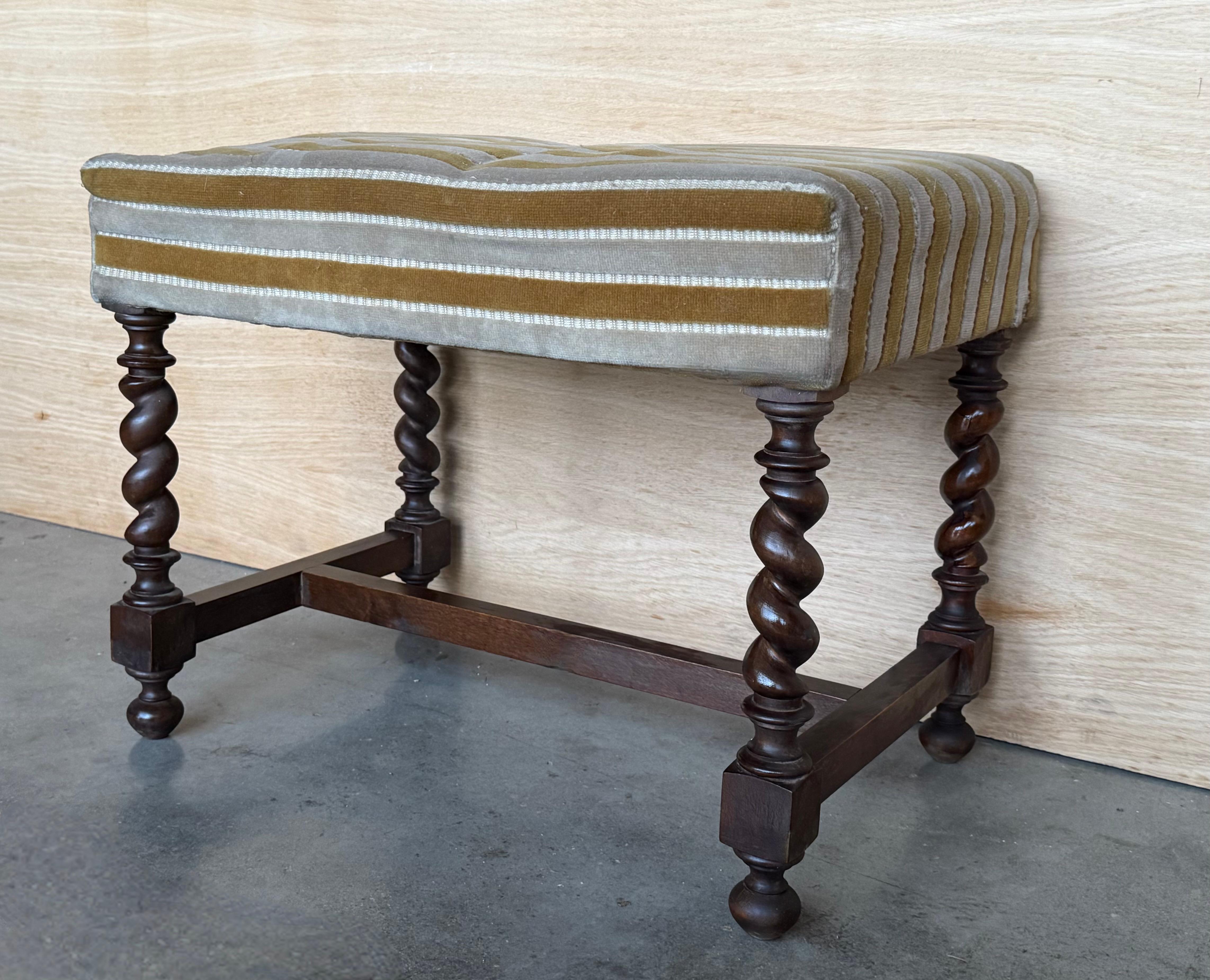 20th Century Pair of 20th century Spanish Solomonic Carved Solid Walnut Stools For Sale