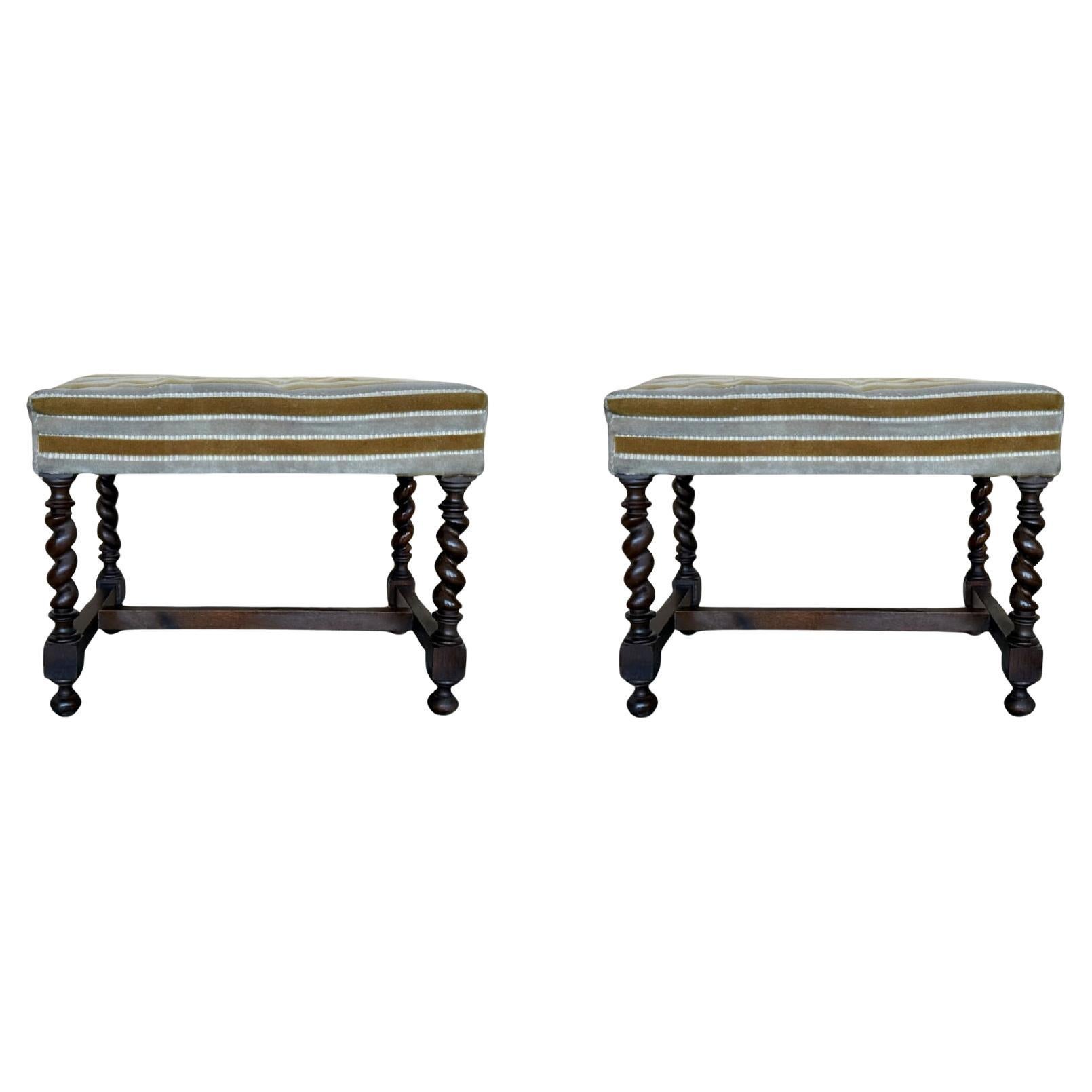 Pair of 20th century Spanish Solomonic Carved Solid Walnut Stools For Sale