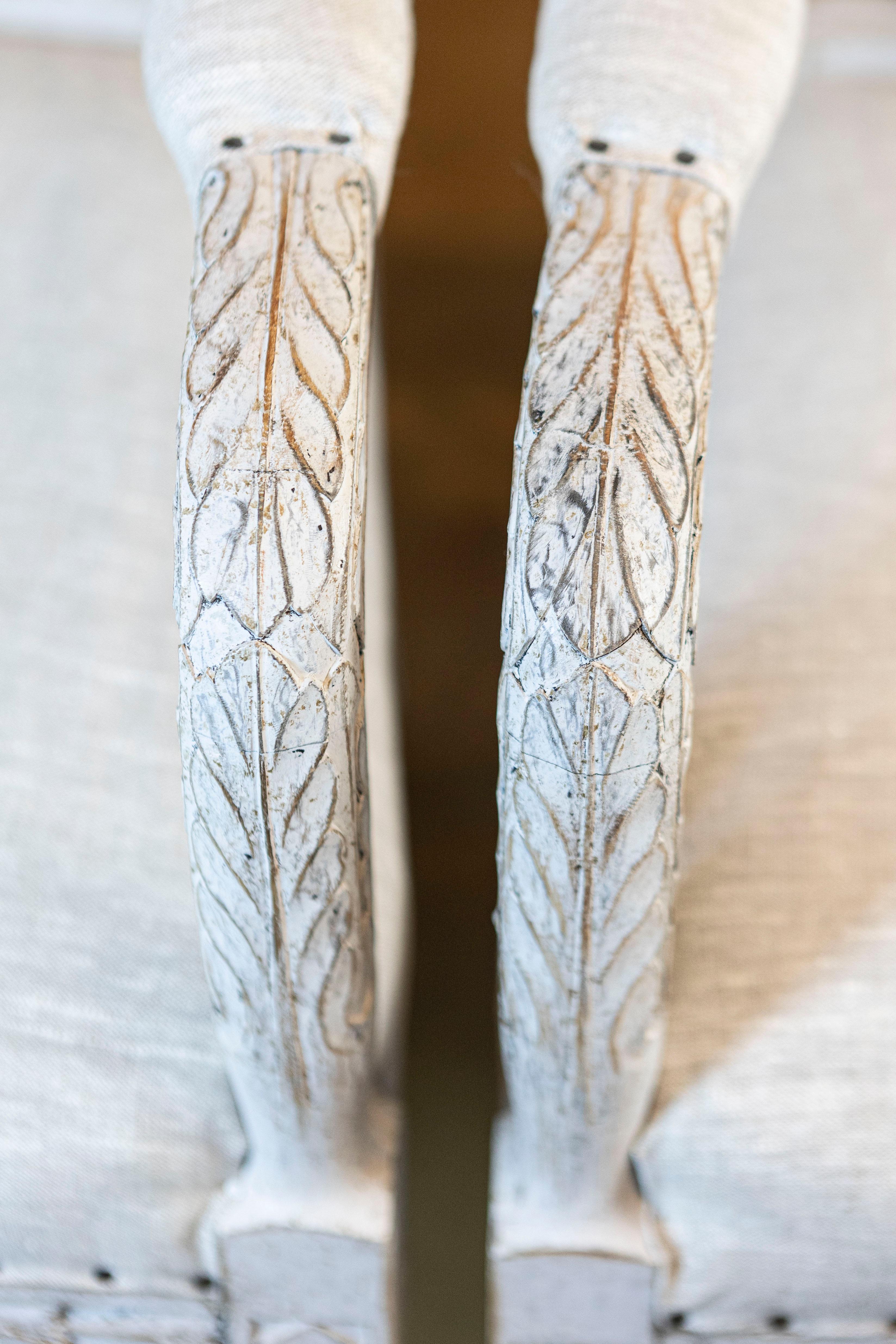 Suédois Paire de chaises suédoises de style gustavien du 20e siècle en vente