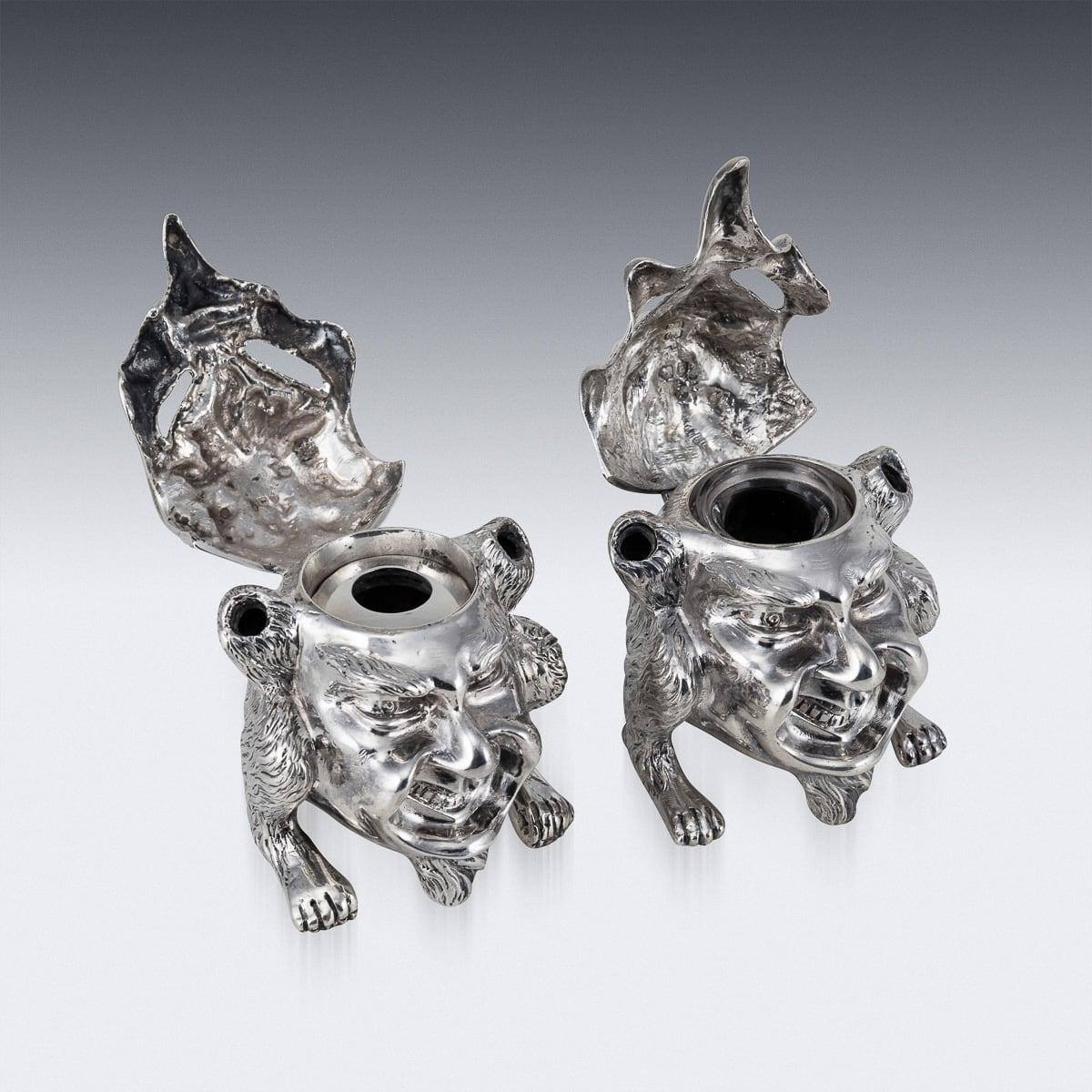 Argento Coppia di calamai a grottesca in argento massiccio del XX secolo, Londra, 1880 ca. in vendita