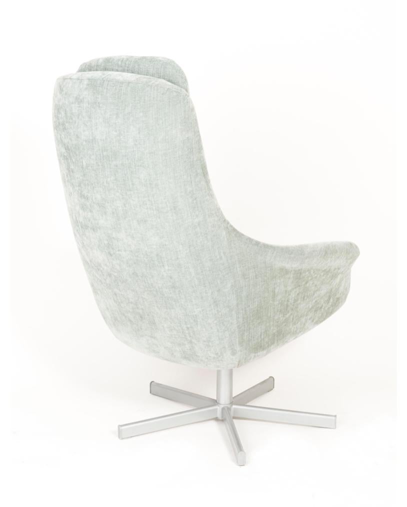 Métal Paire de fauteuils pivotants vintage du 20ème siècle en vert clair, 1960s en vente