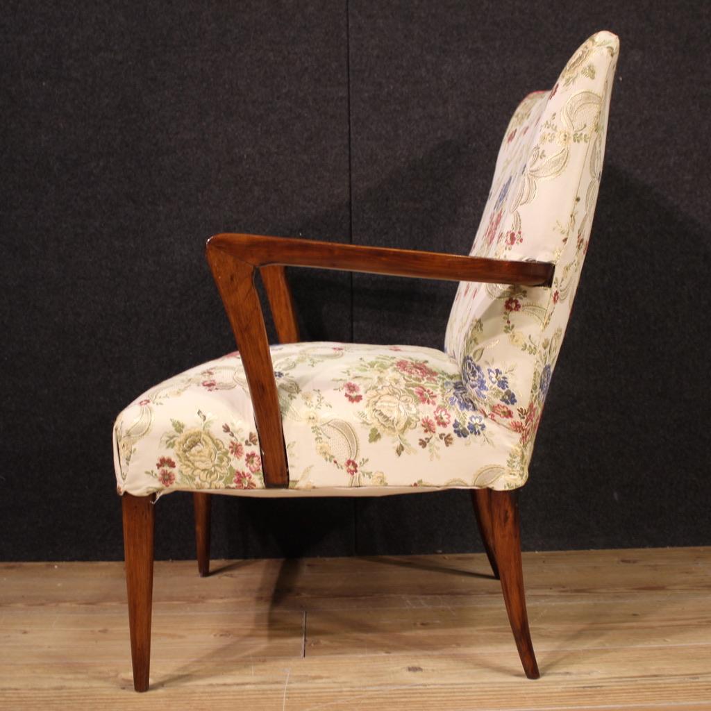 Pair of 20th Century Wood and Fabric Italian Armchairs, 1950 en vente 2