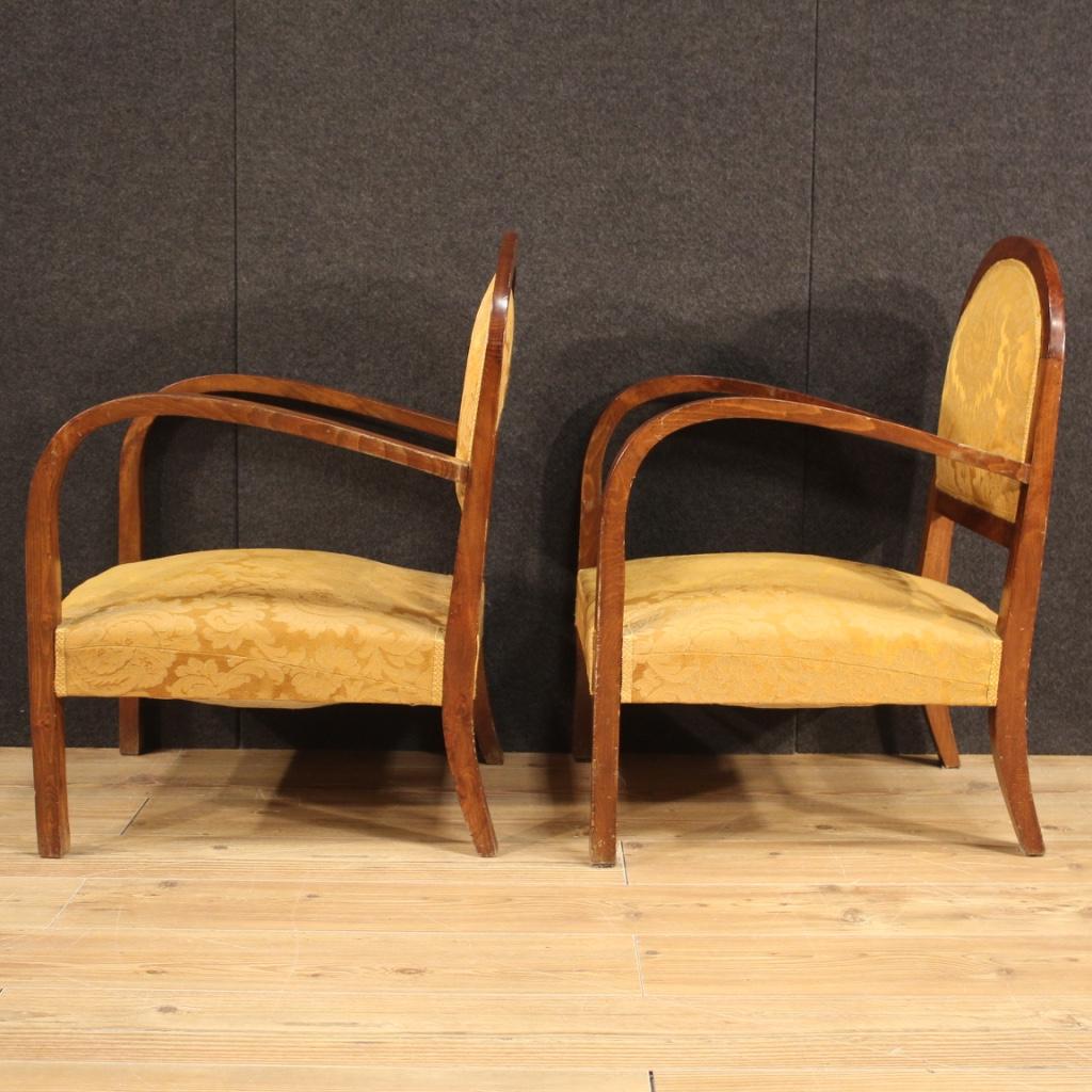 Paar italienische Sessel aus Holz und Stoff im Art-déco-Stil des 20. Jahrhunderts, 1950 im Angebot 3