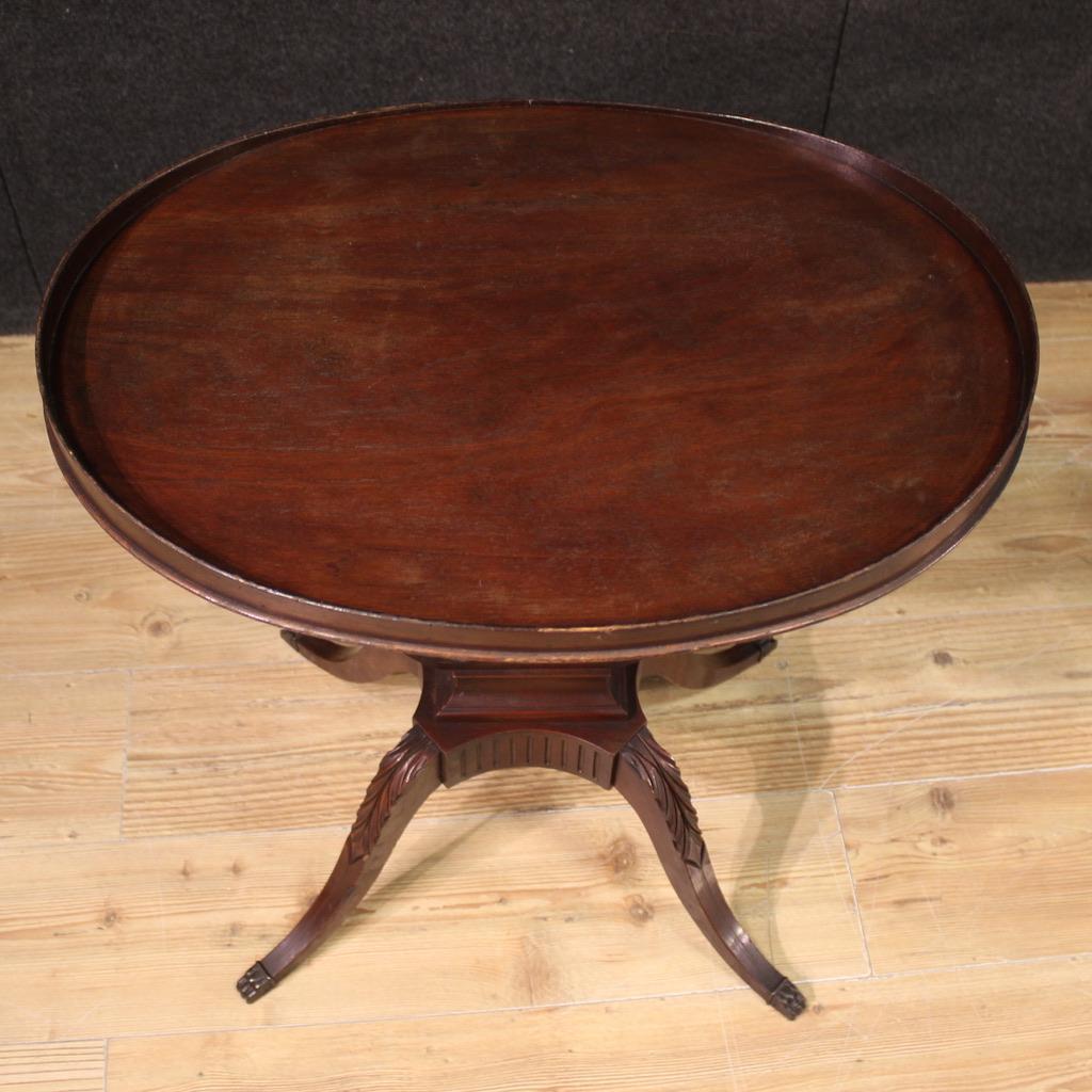 Ein Paar Beistelltische aus Holz im englischen Regency-Stil des 20. Jahrhunderts, 1960er Jahre im Angebot 7