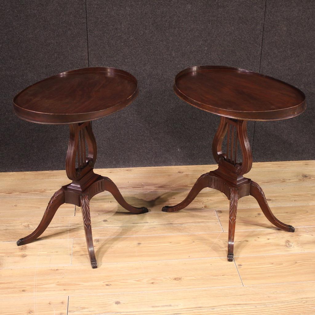 Ein Paar Beistelltische aus Holz im englischen Regency-Stil des 20. Jahrhunderts, 1960er Jahre im Angebot 3