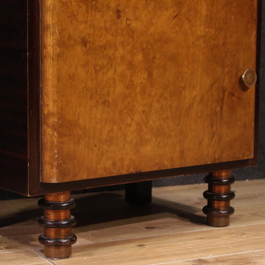 Coppia di comodini italiani in Wood del XX secolo, 1960 in vendita 4