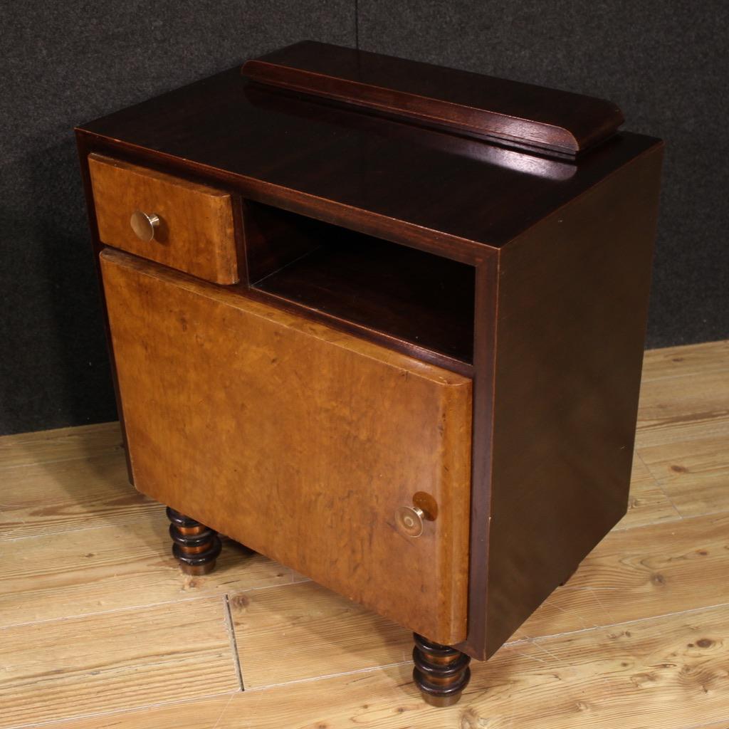 Coppia di comodini italiani in Wood del XX secolo, 1960 in vendita 6