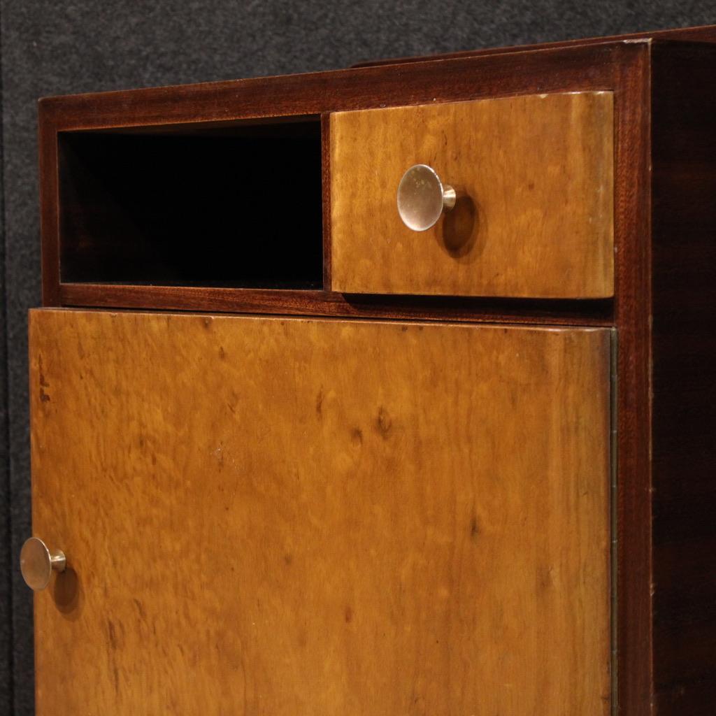 Legno Coppia di comodini italiani in Wood del XX secolo, 1960 in vendita