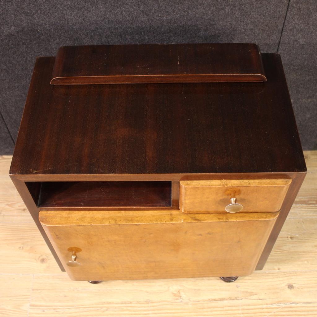 Coppia di comodini italiani in Wood del XX secolo, 1960 in vendita 3