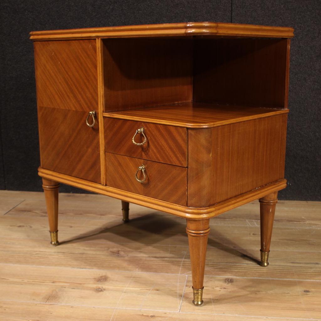 Pair of 20th Century Wood Italian Modern Design Night Stands, 1960 6
