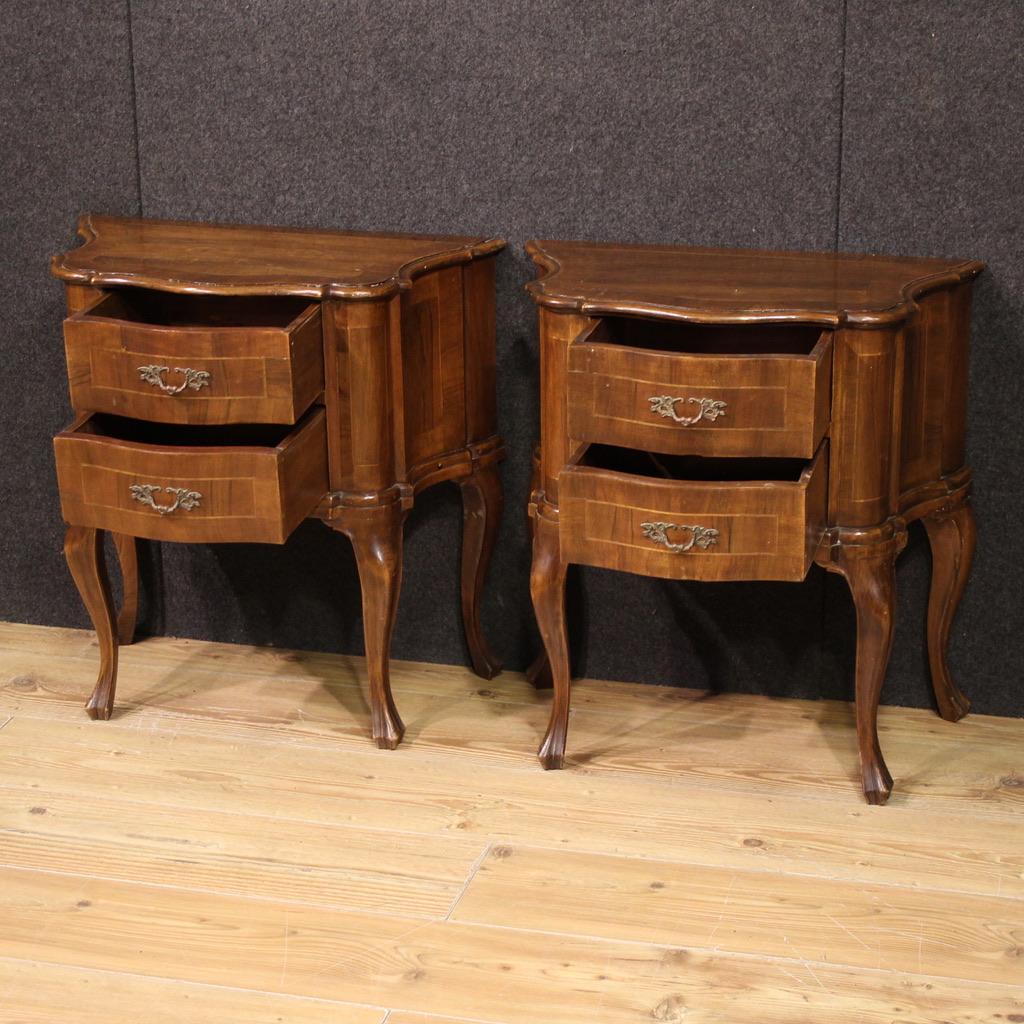 Italian Pair of 20th Century Wood Venetian Bedside Tables, 1950 in vendita