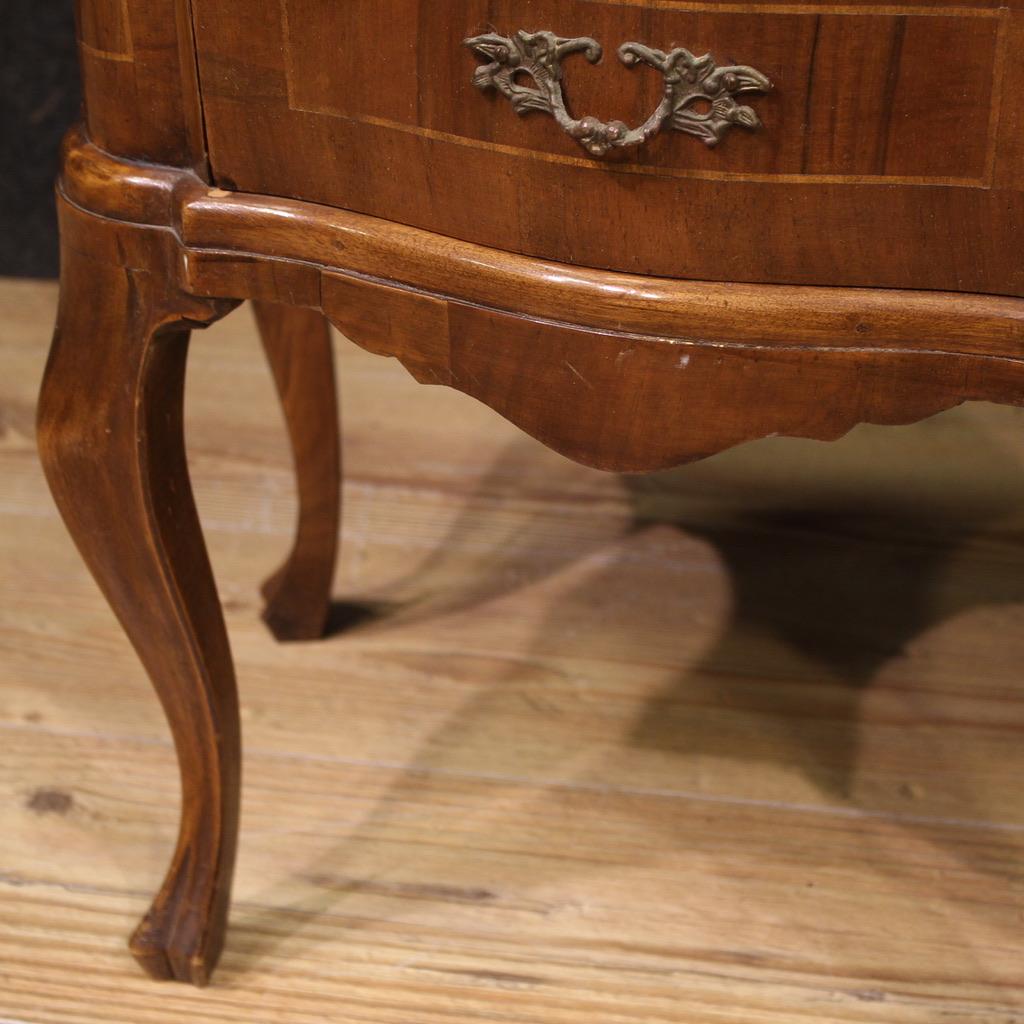 Pair of 20th Century Wood Venetian Bedside Tables, 1950 in vendita 1