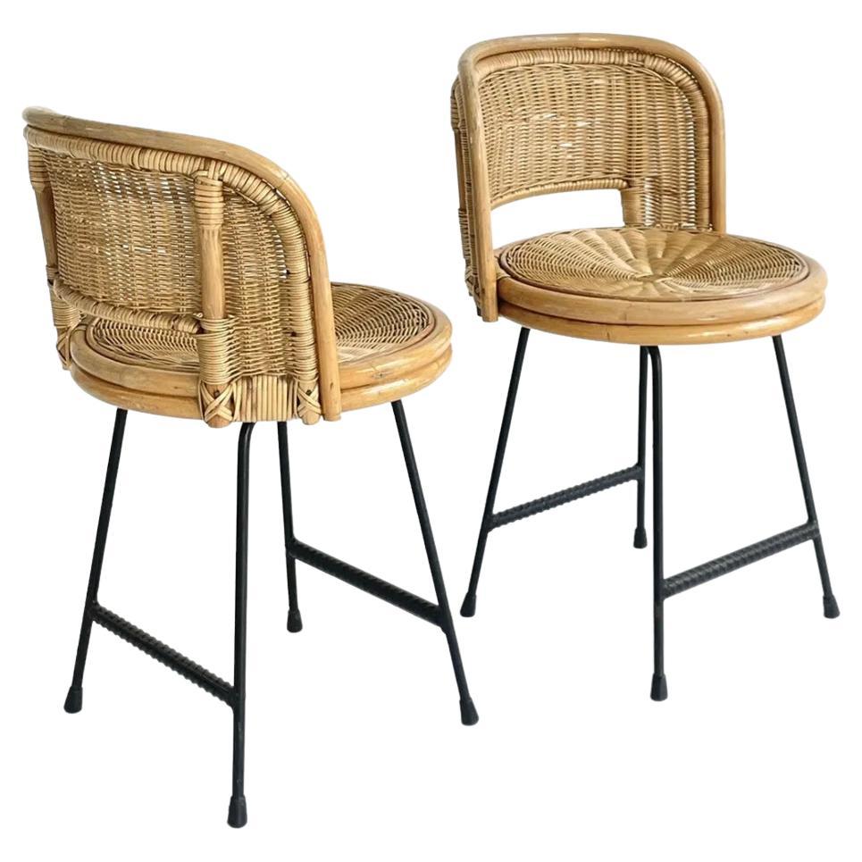 Paire de chaises en bambou, rotin et fer de style Franco Albini du milieu du siècle dernier