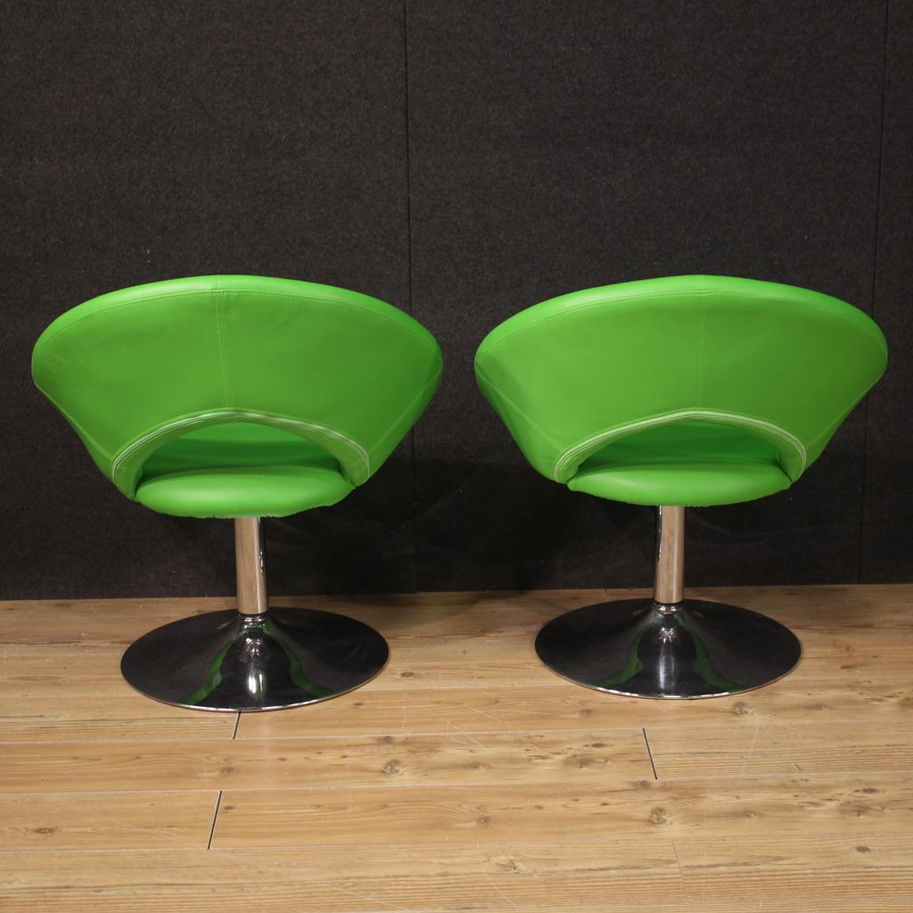Paire de fauteuils modernes italiens en simili-cuir et métal du 20e siècle, 1980 Bon état - En vente à Vicoforte, Piedmont