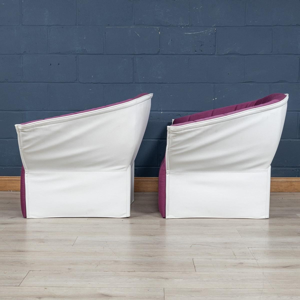 Autre Paire de sièges d'amour Fuchsia « Moon » du 20e siècle par Inga Sampe' pour Ligne Roset, France en vente