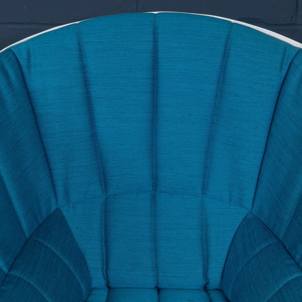 Paire de sièges Love Blue Ice Blue du 20e siècle par Inga Sampe' pour Ligne Roset, France en vente 7