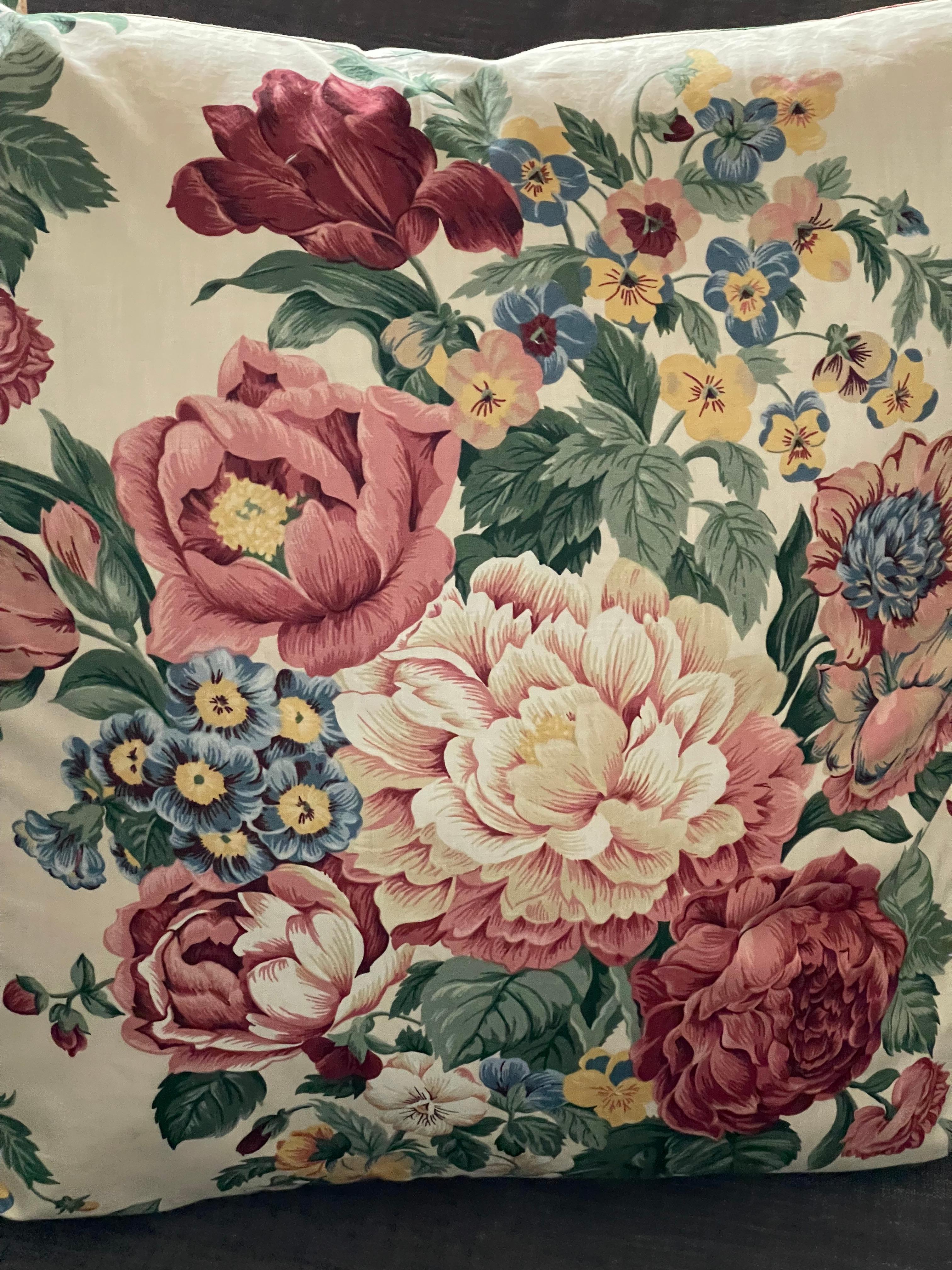 Coppia di cuscini floreali Peonia da 21