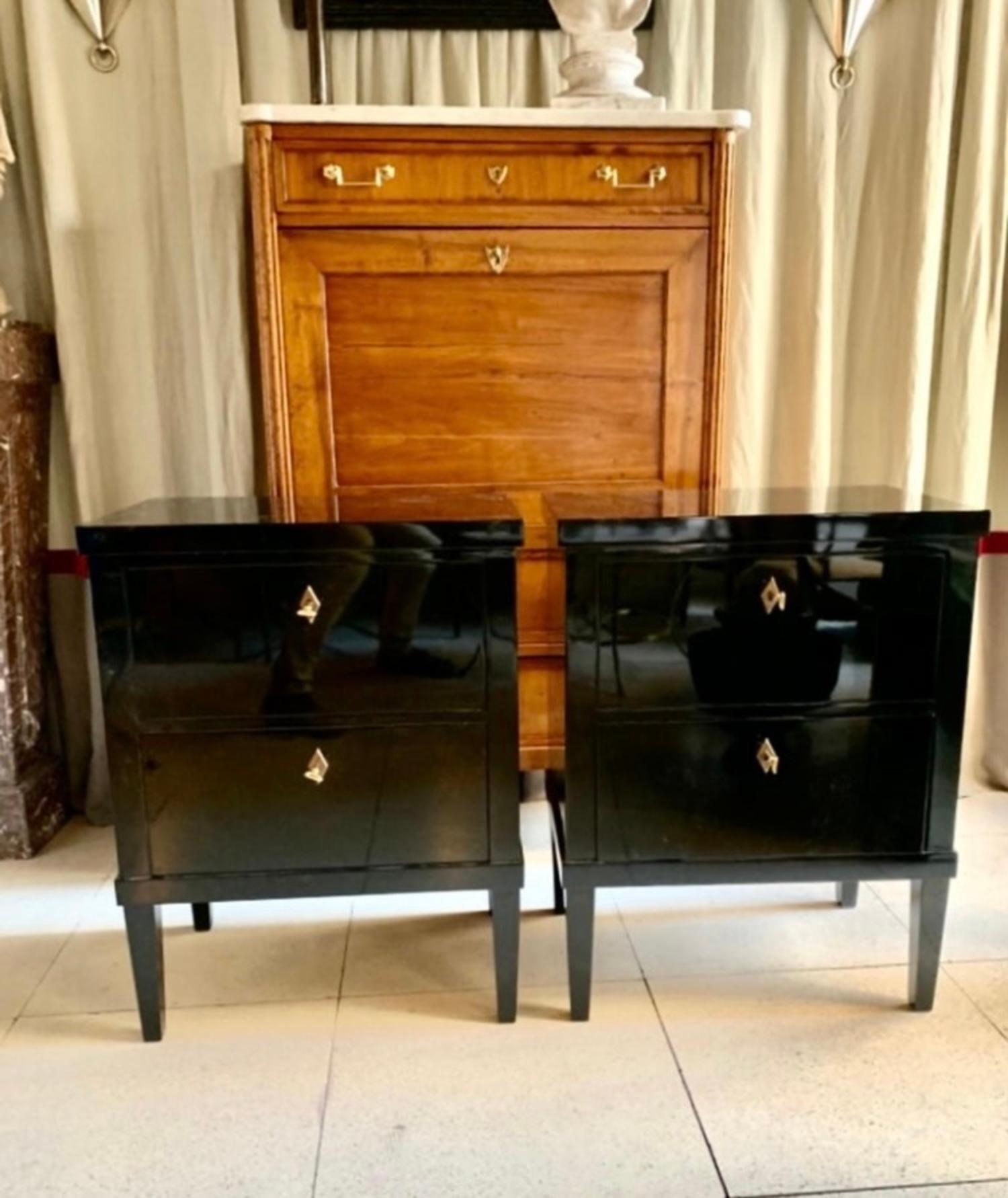 Pair of 21st Small Black Lacquered Commodes or Bedside Tables Biedermeier Style 10