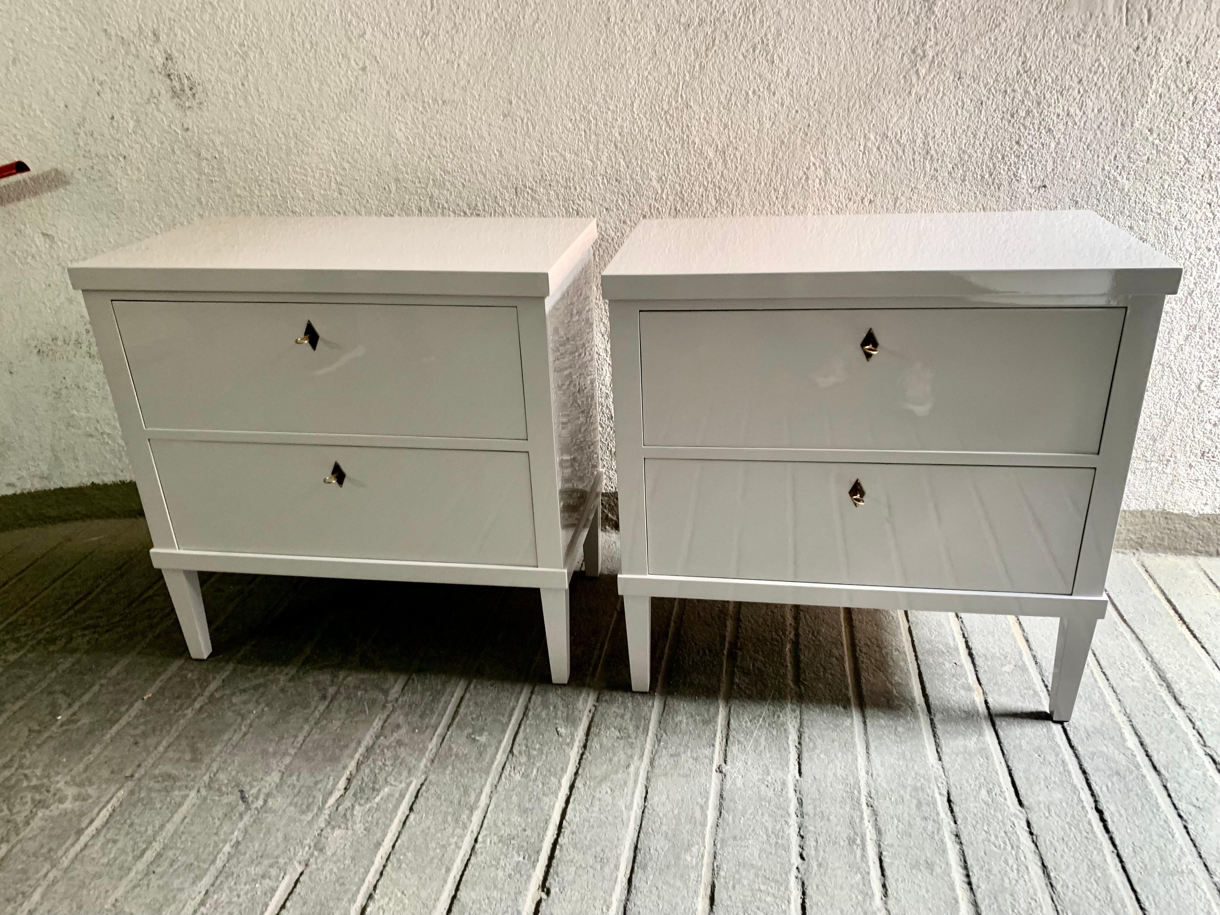 Pair of  21th Gray-White Lacquered Commodes or Bedside Tables Biedermeier Style 5