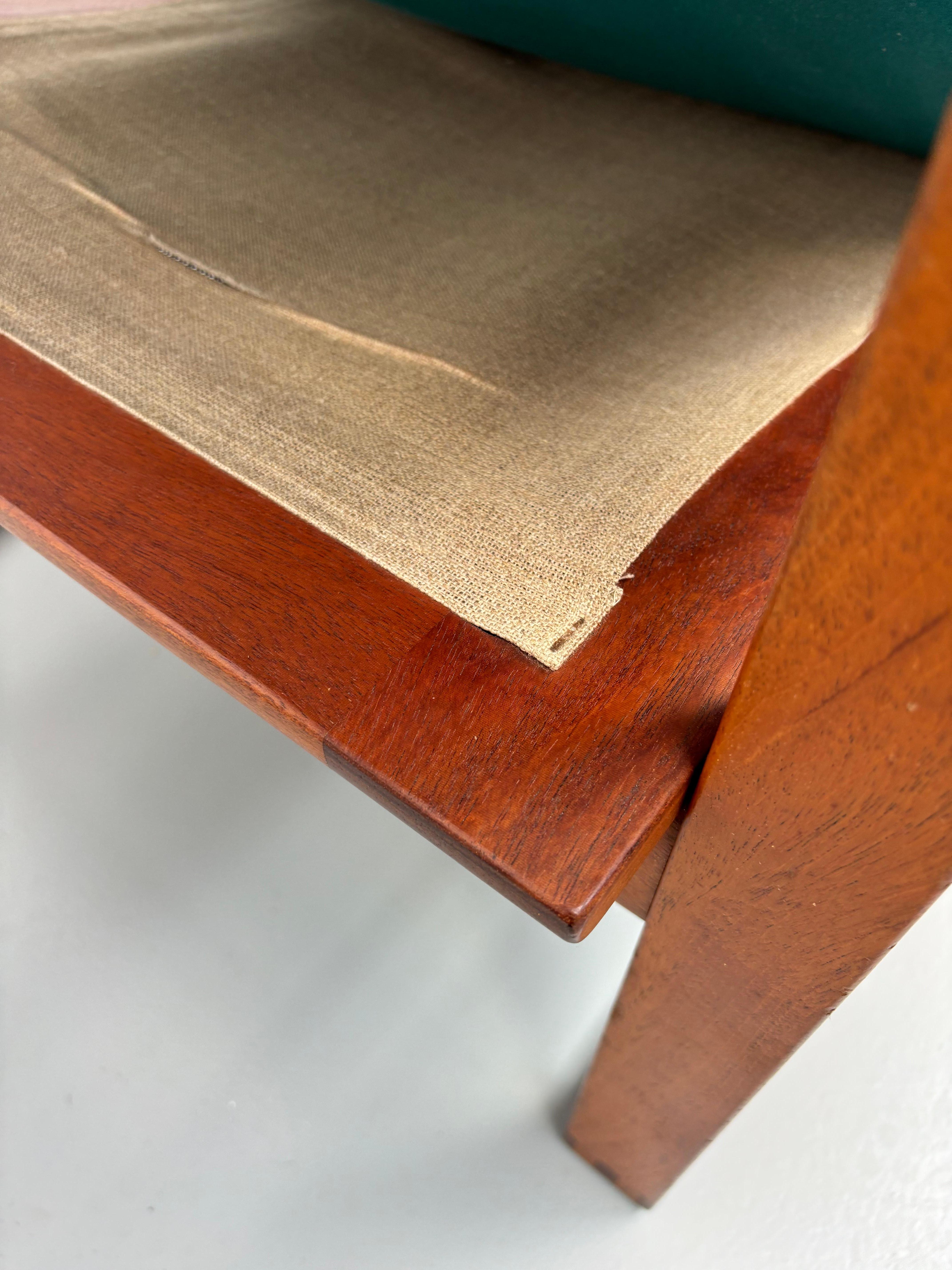 Pair of 2254 armchairs by Børge Mogensen For Sale 7