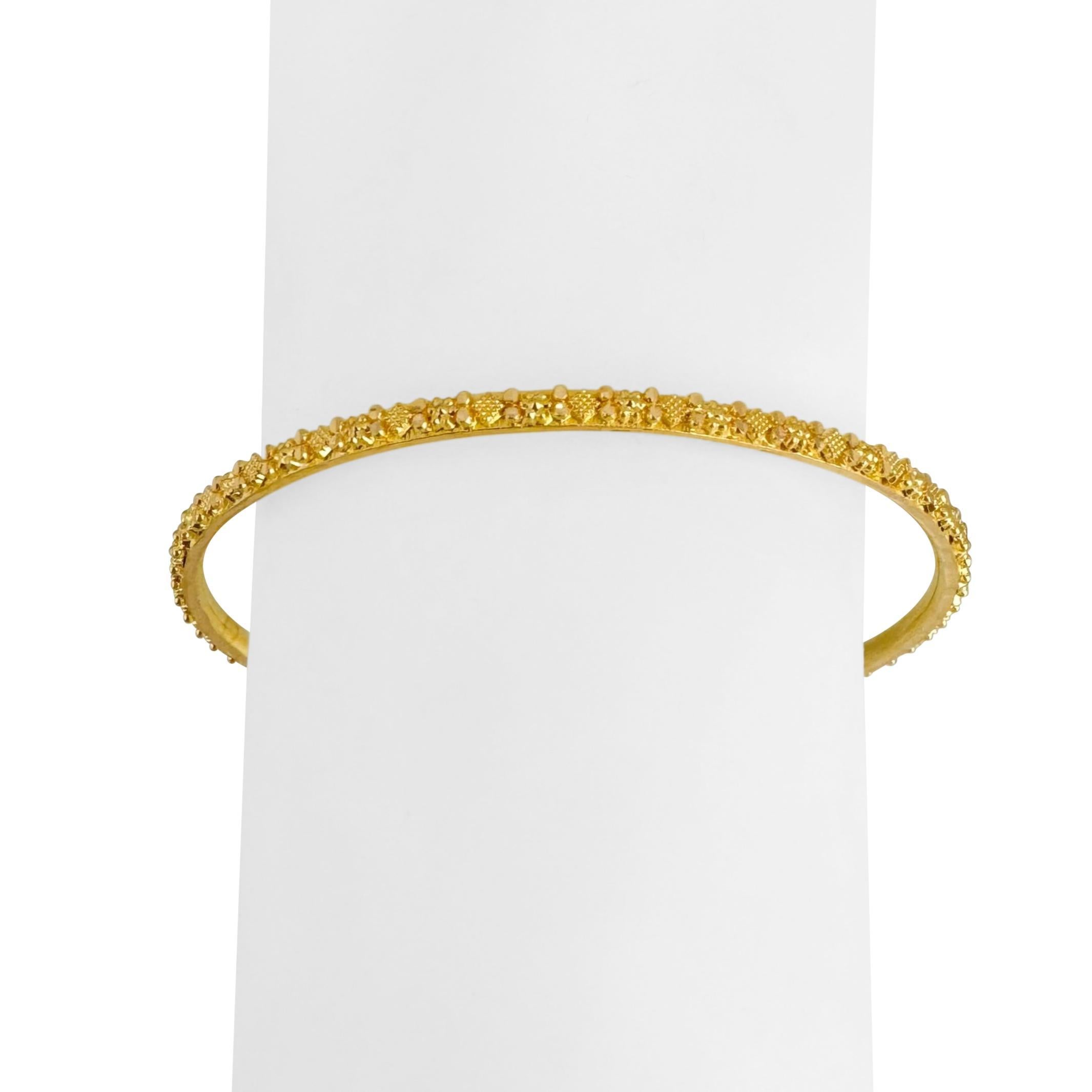 Paar 22k Gelbgold 17g Perlen Diamantschliff Fancy Armreifen 7,5