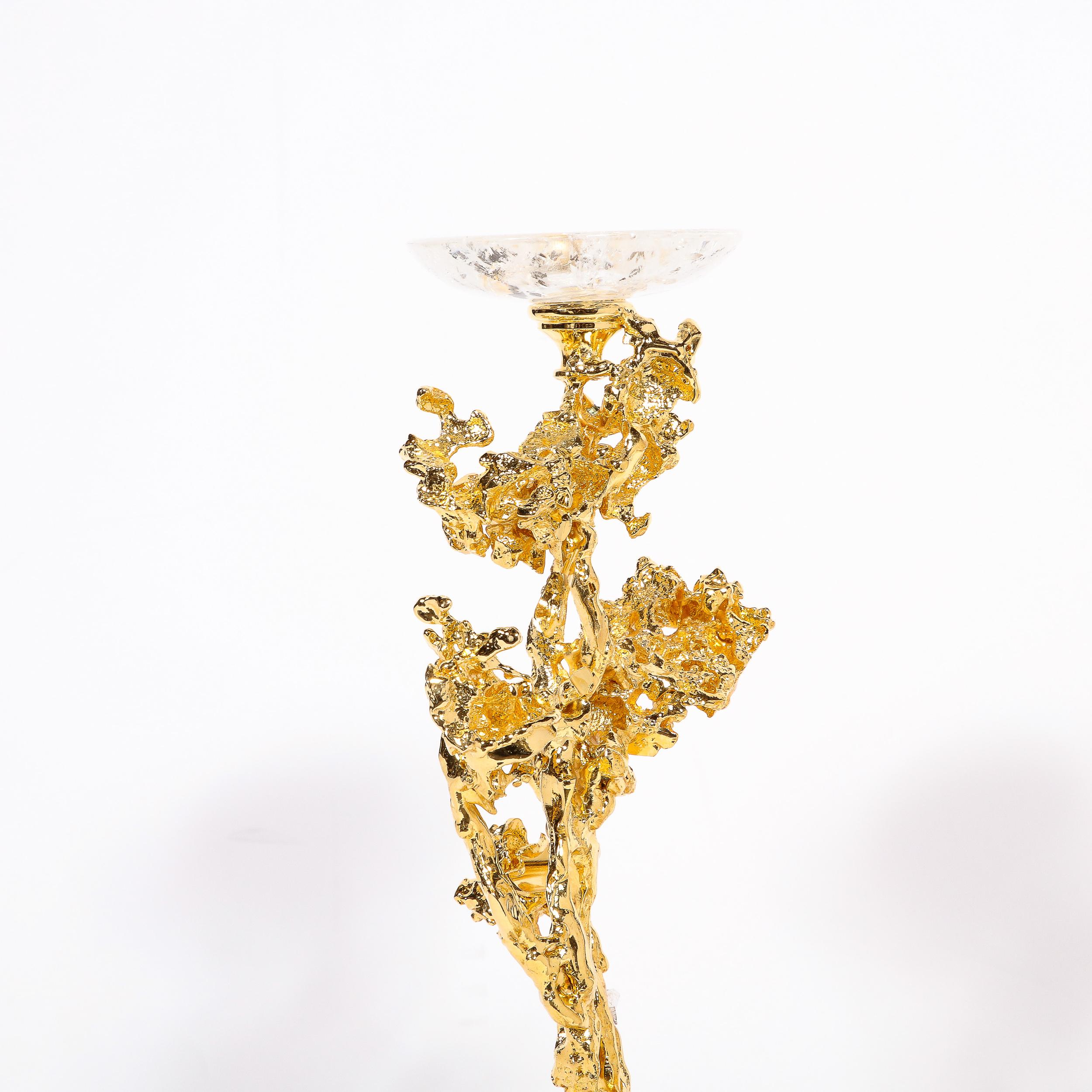 Ein Paar Kerzenständer aus 24-karätigem Gold mit Bergkristallen von Claude Boeltz im Zustand „Hervorragend“ im Angebot in New York, NY