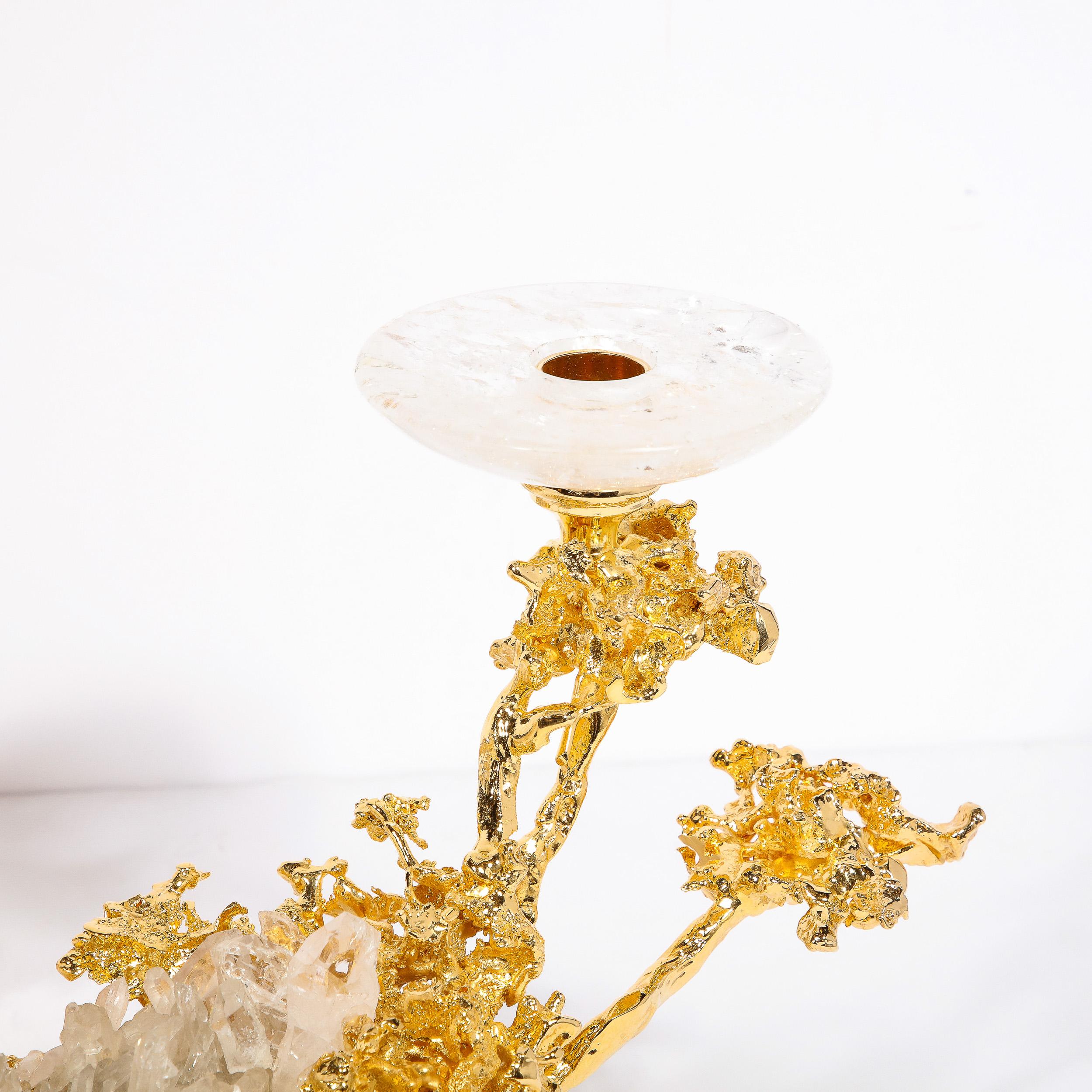 Coppia di portacandele a ramo basso in oro 24 carati con cristalli di rocca di Claude Boeltz In condizioni ottime in vendita a New York, NY