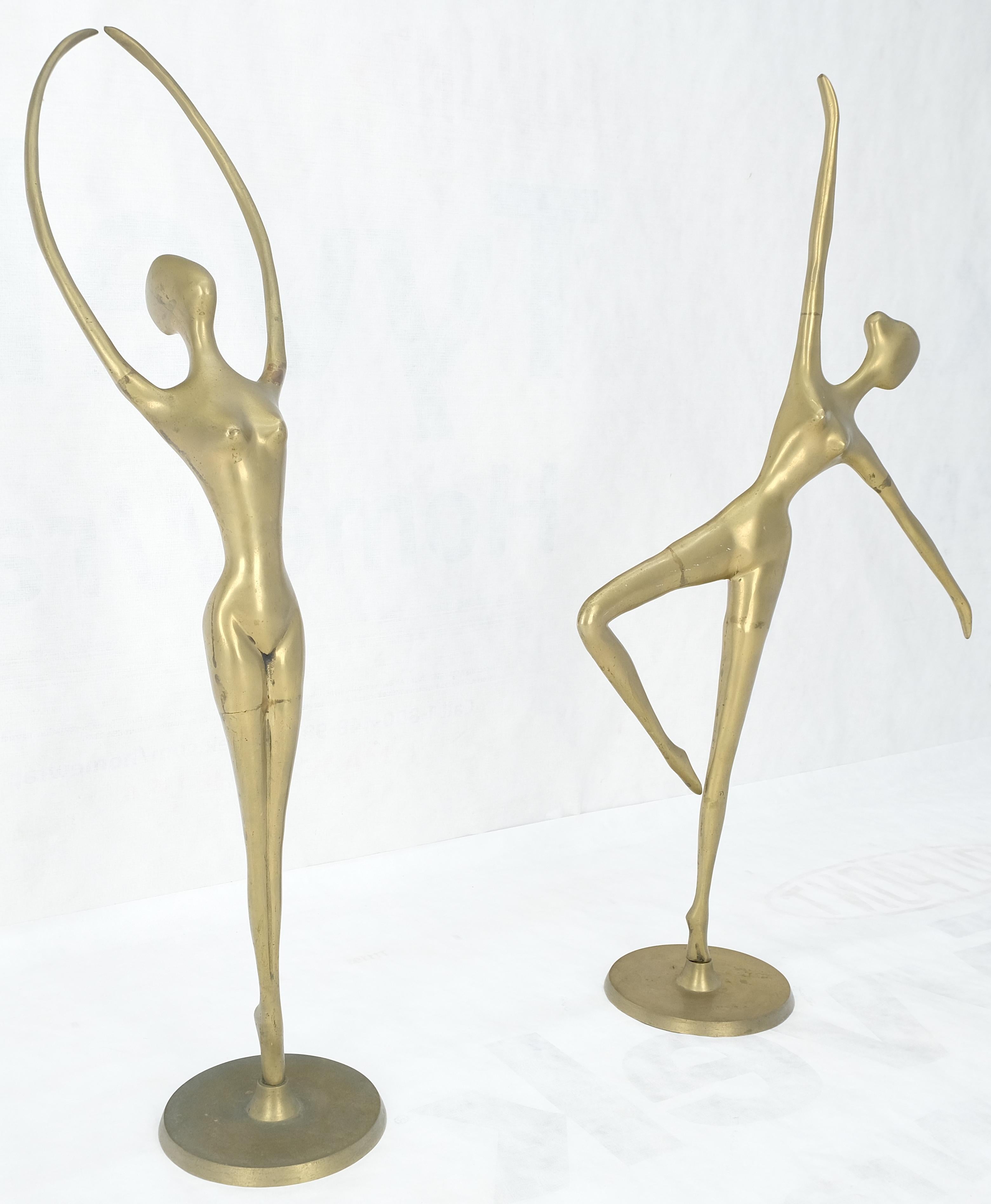 Pair of 3 Foot Tall Solid Brass Ballerina Dancers Sculptures Figurines Statue  For Sale 1