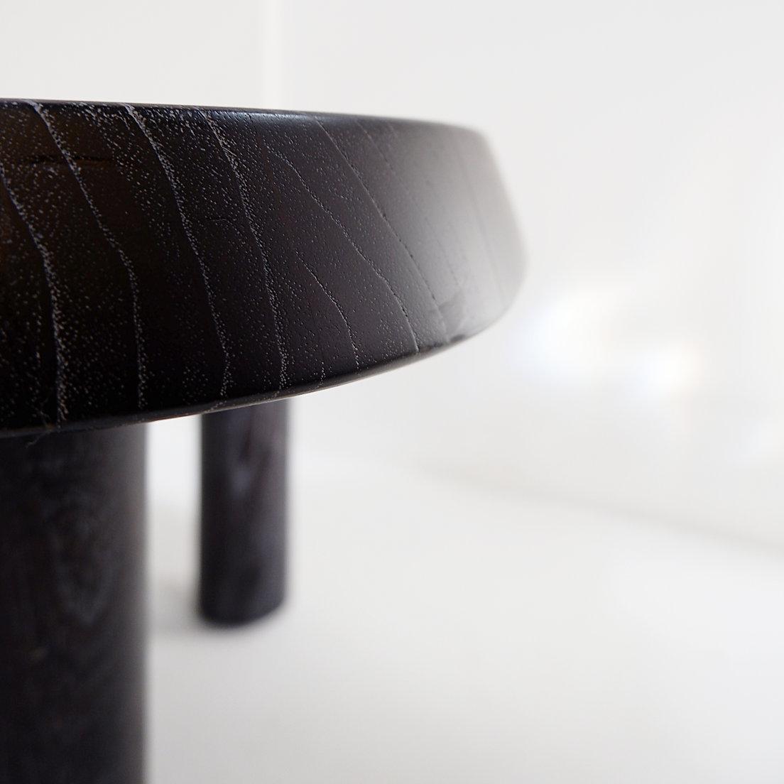 Pair of 3-legged side tables - in the style of Pierre Chapo in vendita 7