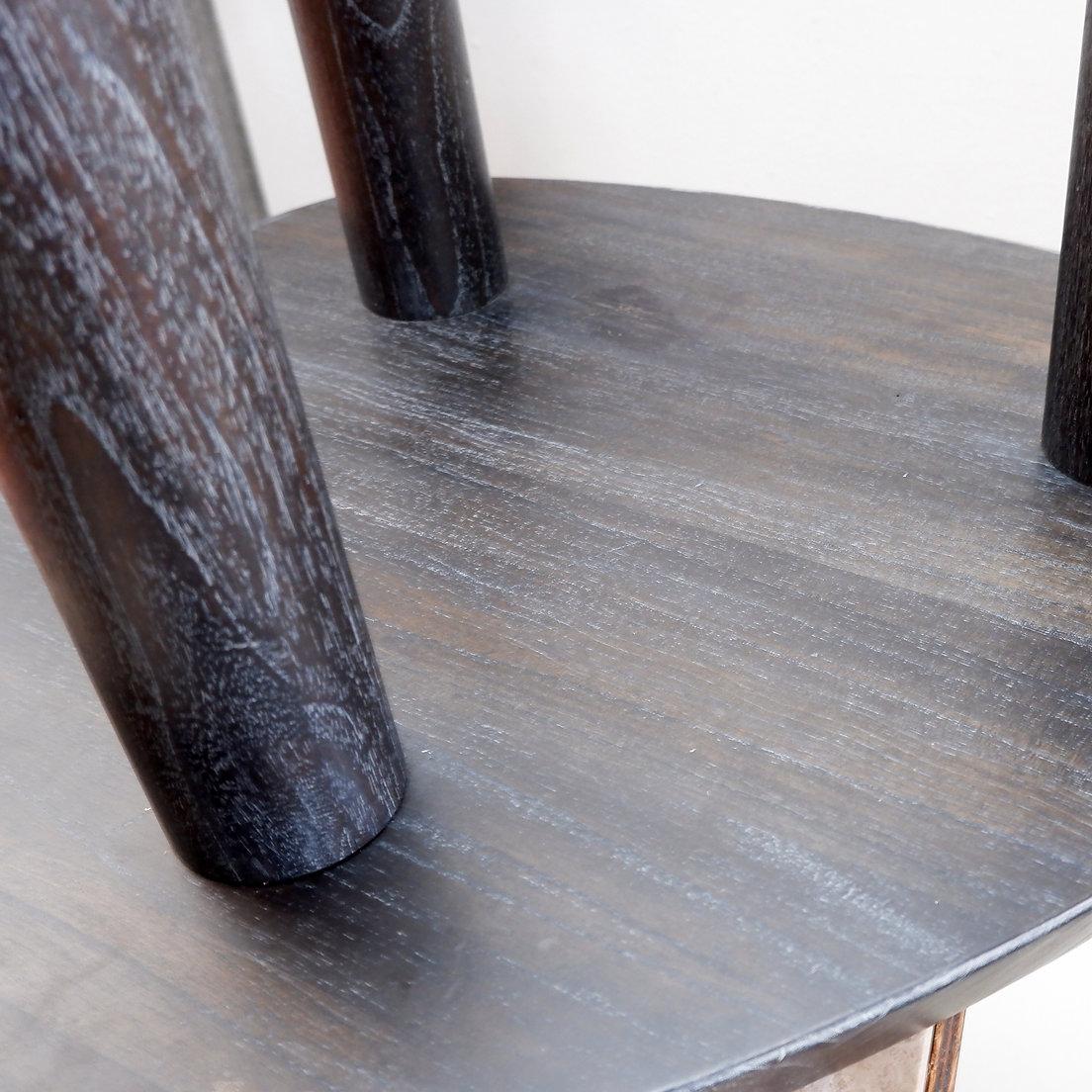 Pair of 3-legged side tables - in the style of Pierre Chapo In condizioni buone in vendita a Linkebeek, BE