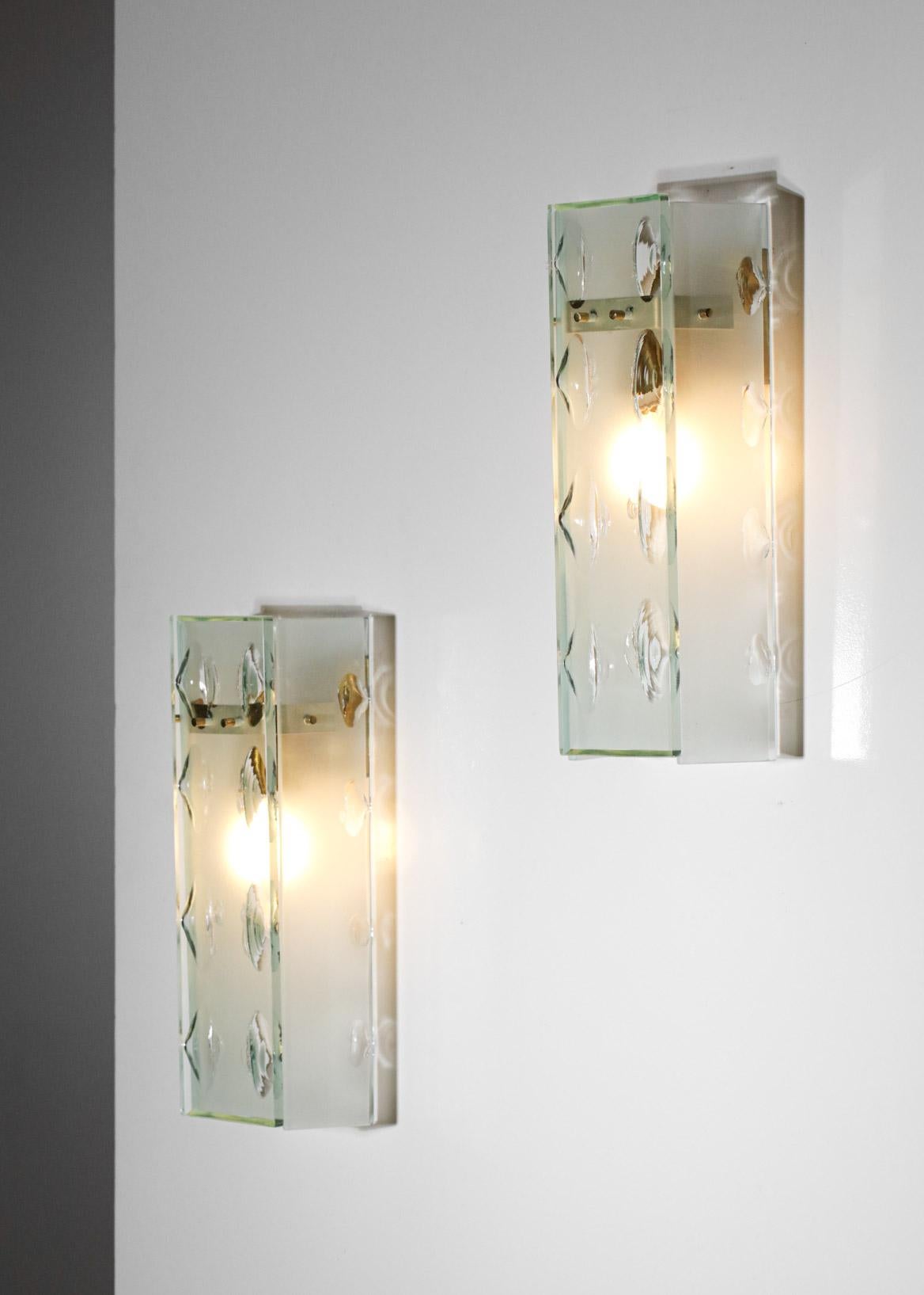 Pair of 3 Pane Frosted Glass Sconces Max Ingrand Style Fontana Arte Attrib- G100 For Sale 10