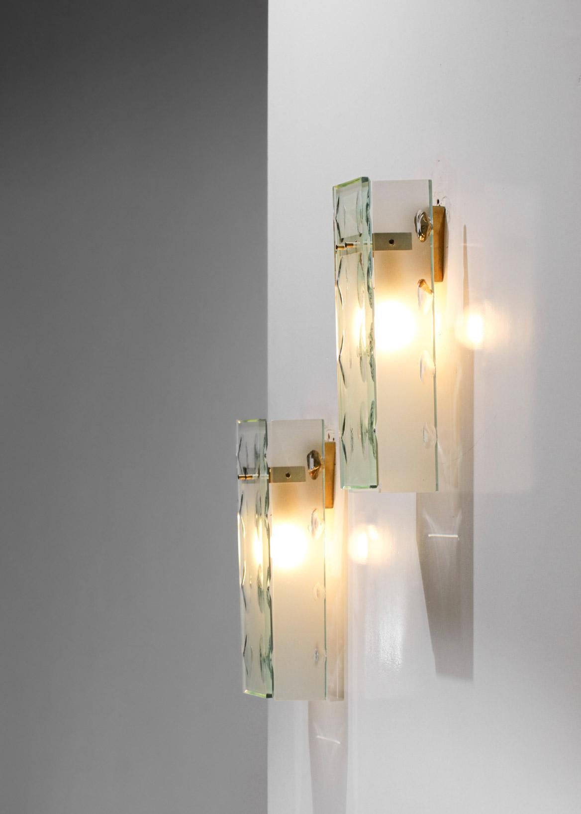 Italian Pair of 3 Pane Frosted Glass Sconces Max Ingrand Style Fontana Arte Attrib- G100 For Sale