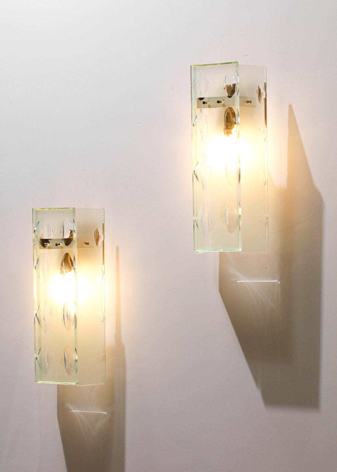 Pair of 3 Pane Frosted Glass Sconces Max Ingrand Style Fontana Arte Attrib- G100 For Sale 2