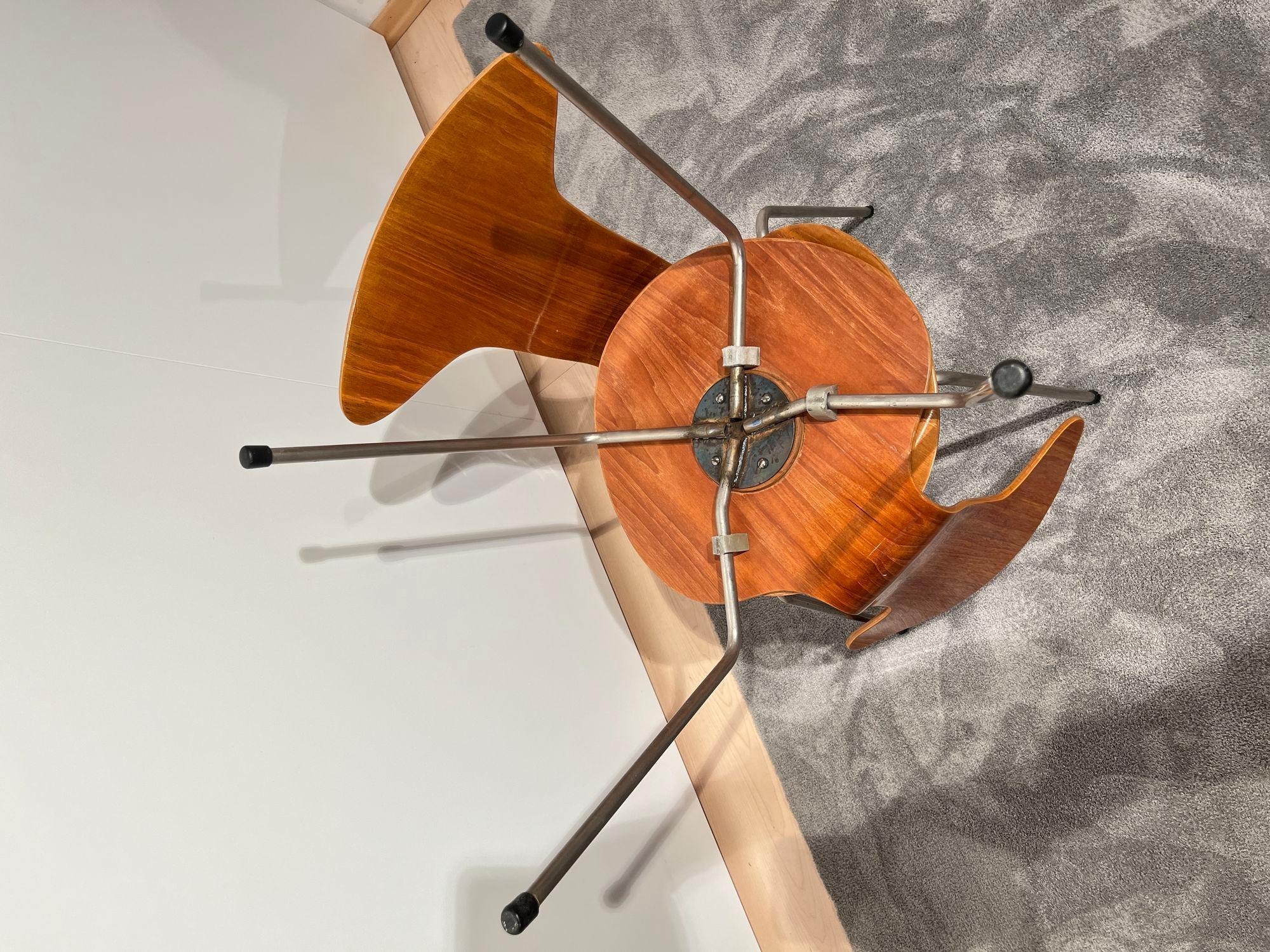 Pair of 3105 'Mosquito' Chairs by Arne Jacobsen, F. Hansen, Teak, Denmark, 1950s For Sale 10