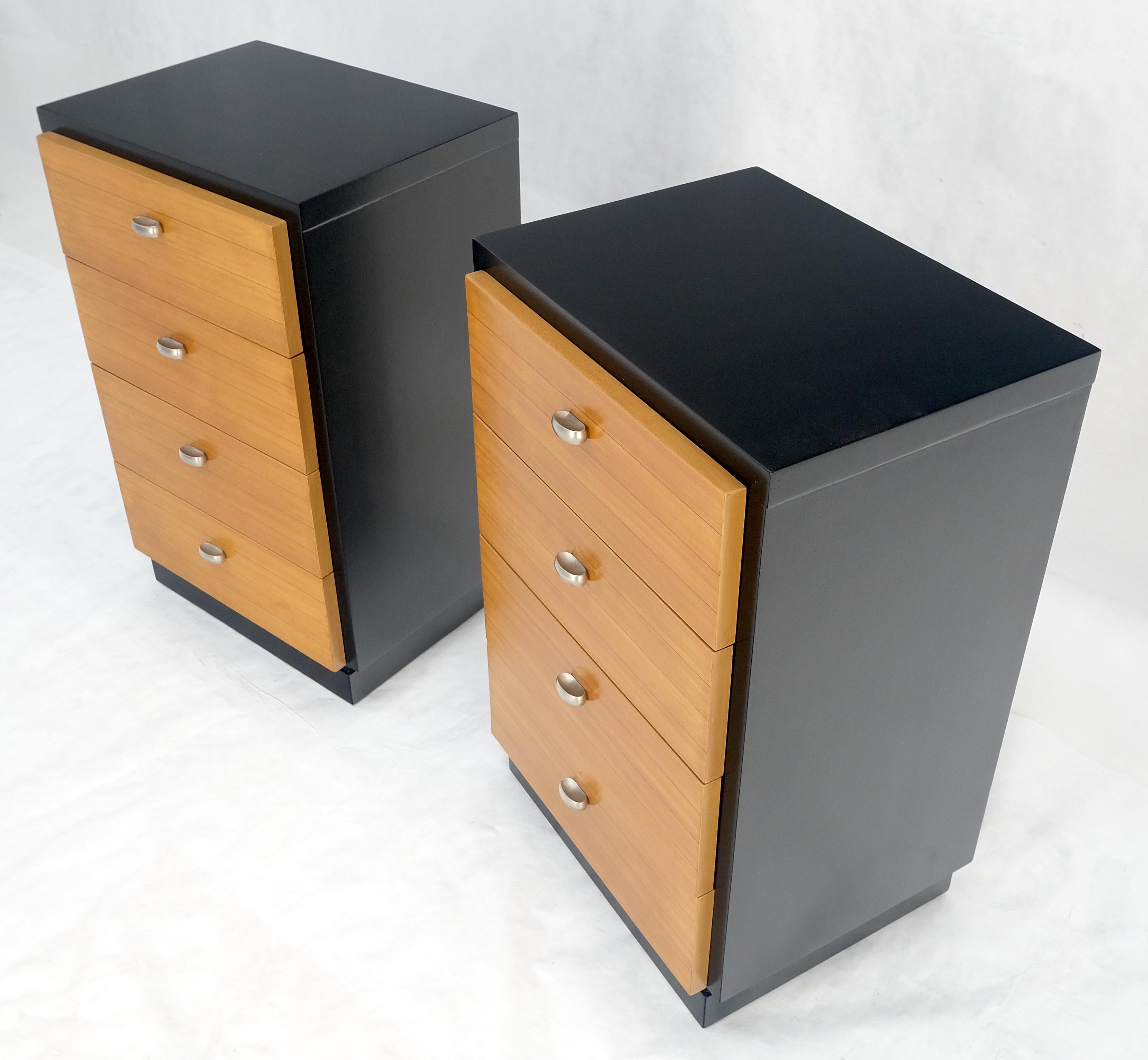 Pair of 4 Drawers Blond Birch Drawers Black Lacquer Night Stands End Side Tables For Sale 4