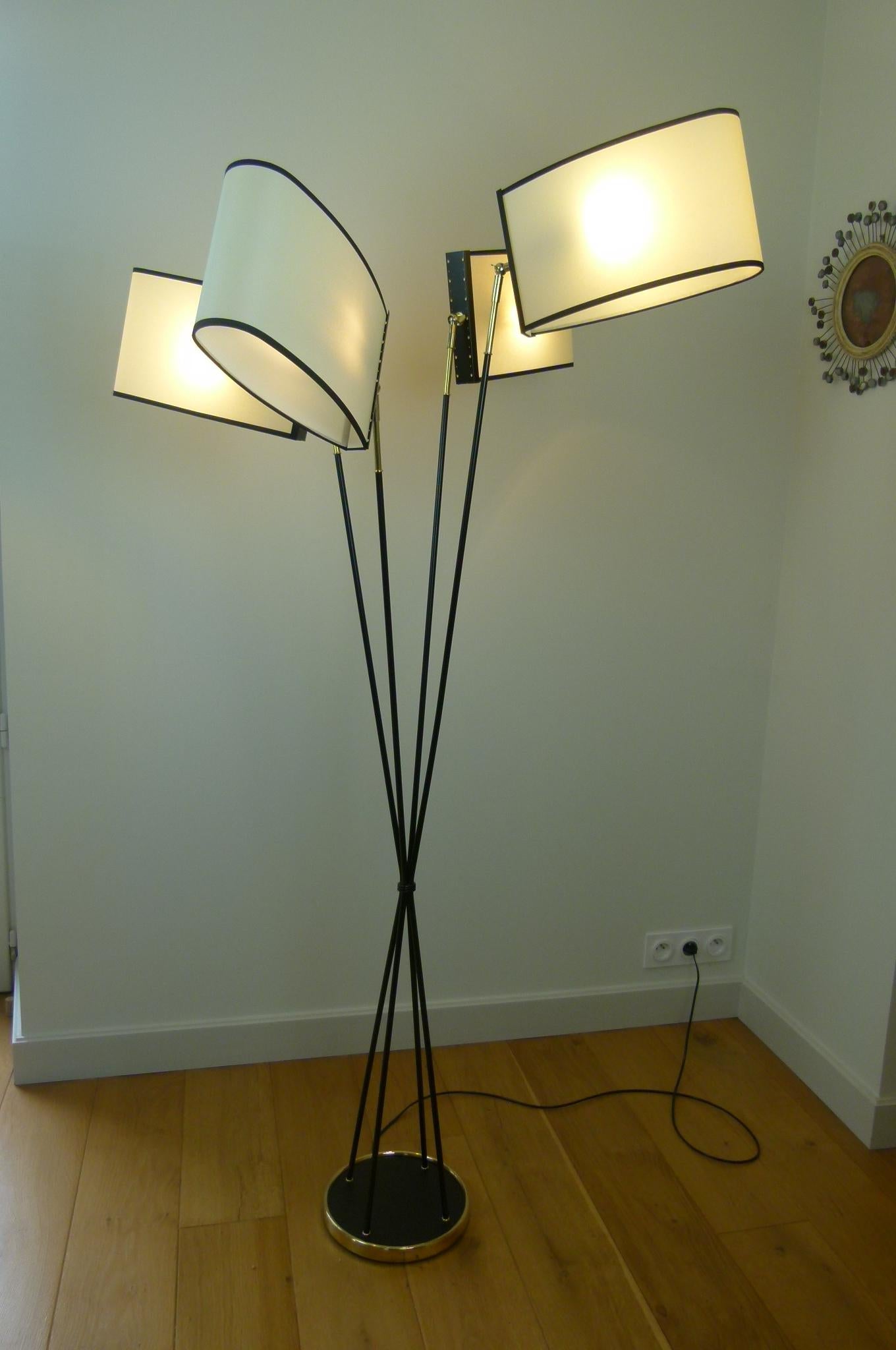 Pair of 4-shade floor lamps, Lunel House, circa 1950 For Sale 5