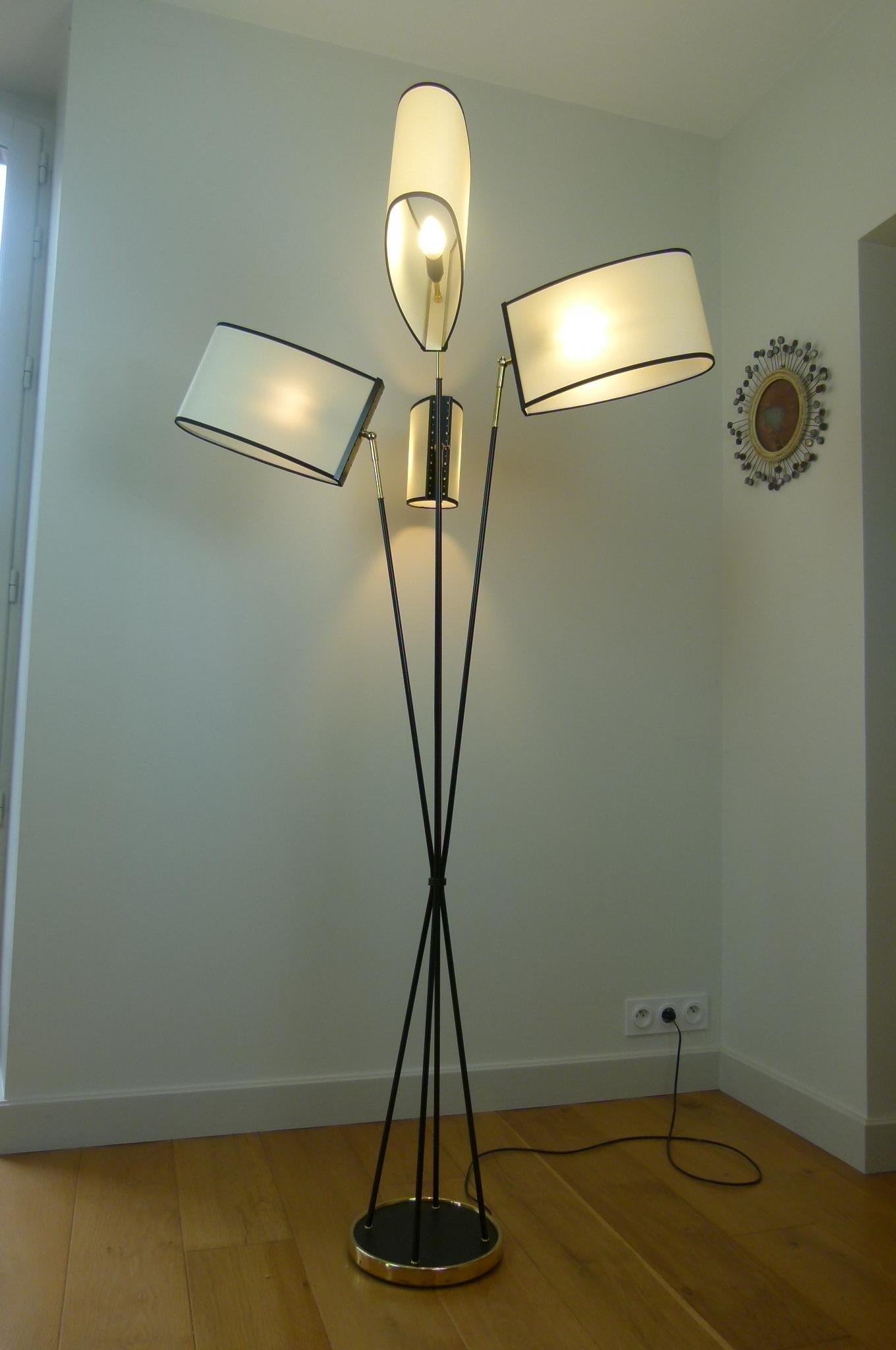 Pair of 4-shade floor lamps, Lunel House, circa 1950 For Sale 7