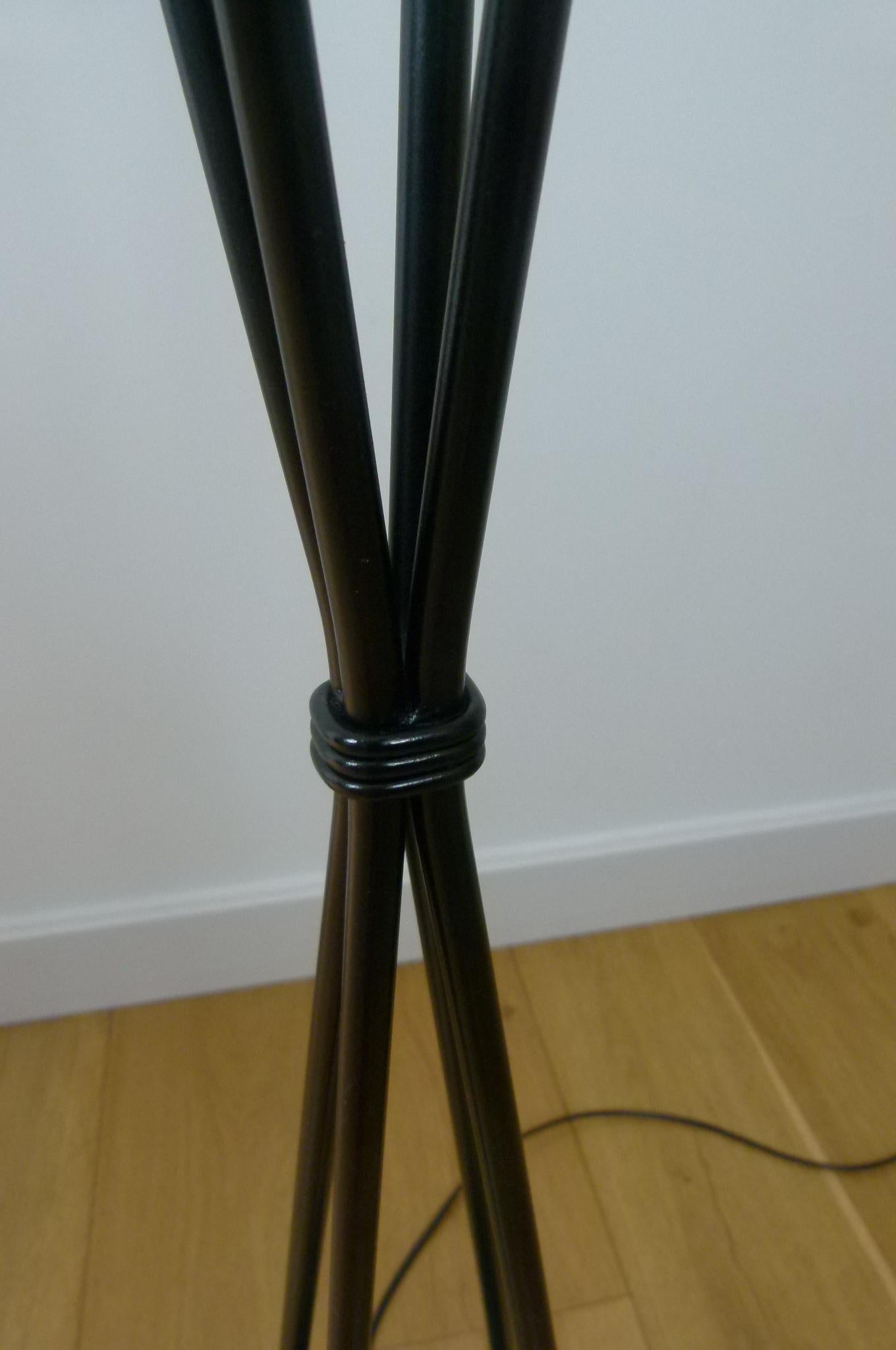 Pair of 4-shade floor lamps, Lunel House, circa 1950 For Sale 2
