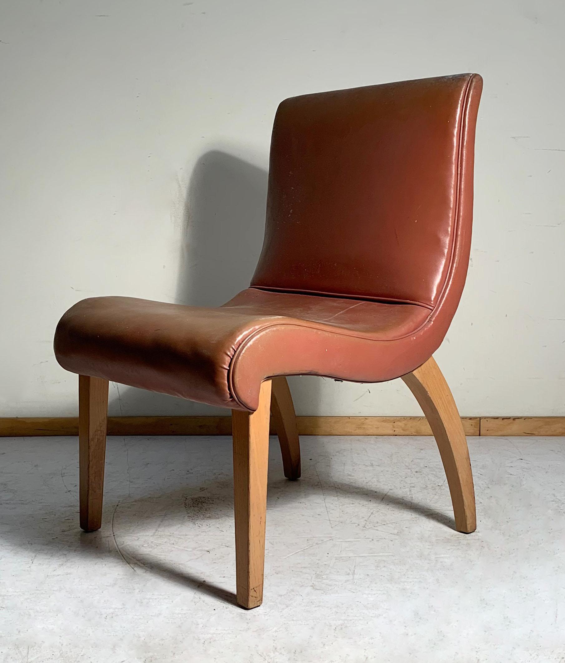 Mid-Century Modern Pair of 1940s Lounge or Side Chairs Attributed to Gilbert Rohde For Sale