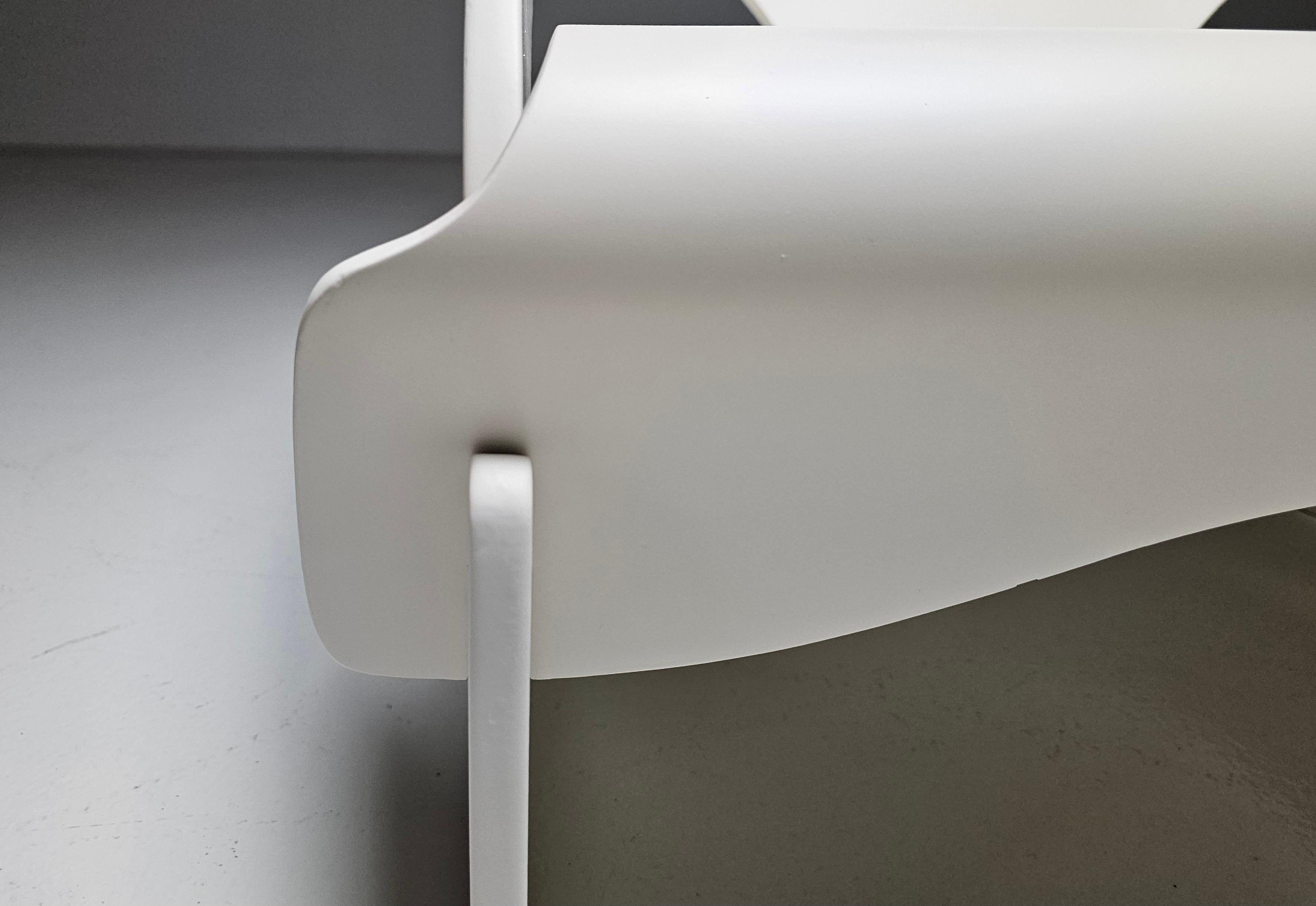 Pair of '4801' cream colored lounge chairs by Joe Colombo for Kartell, 1960s For Sale 4
