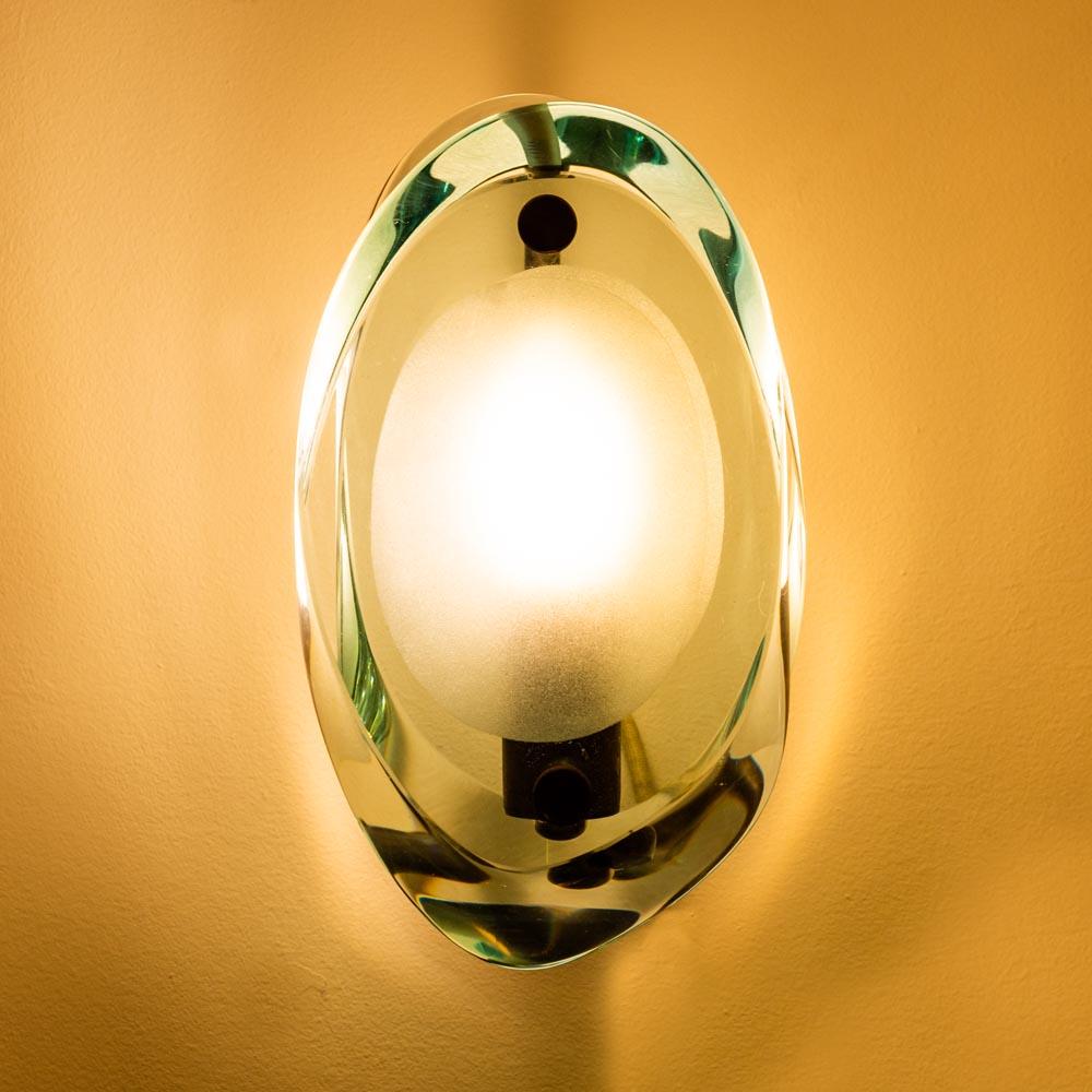 Mid-Century Modern Pair of 50s Wall lights Glass Brass by Max Ingrand for Fontana Arte Model 2093