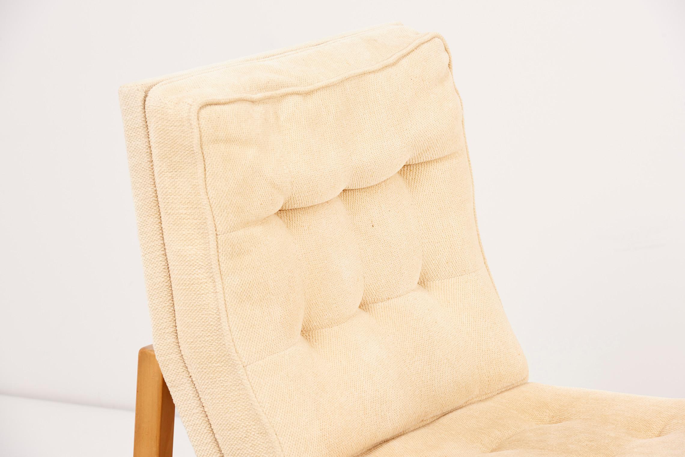 Paire de fauteuils de salon Florence Knoll beige 51W par Knoll Associates, États-Unis, années 1950 en vente 10