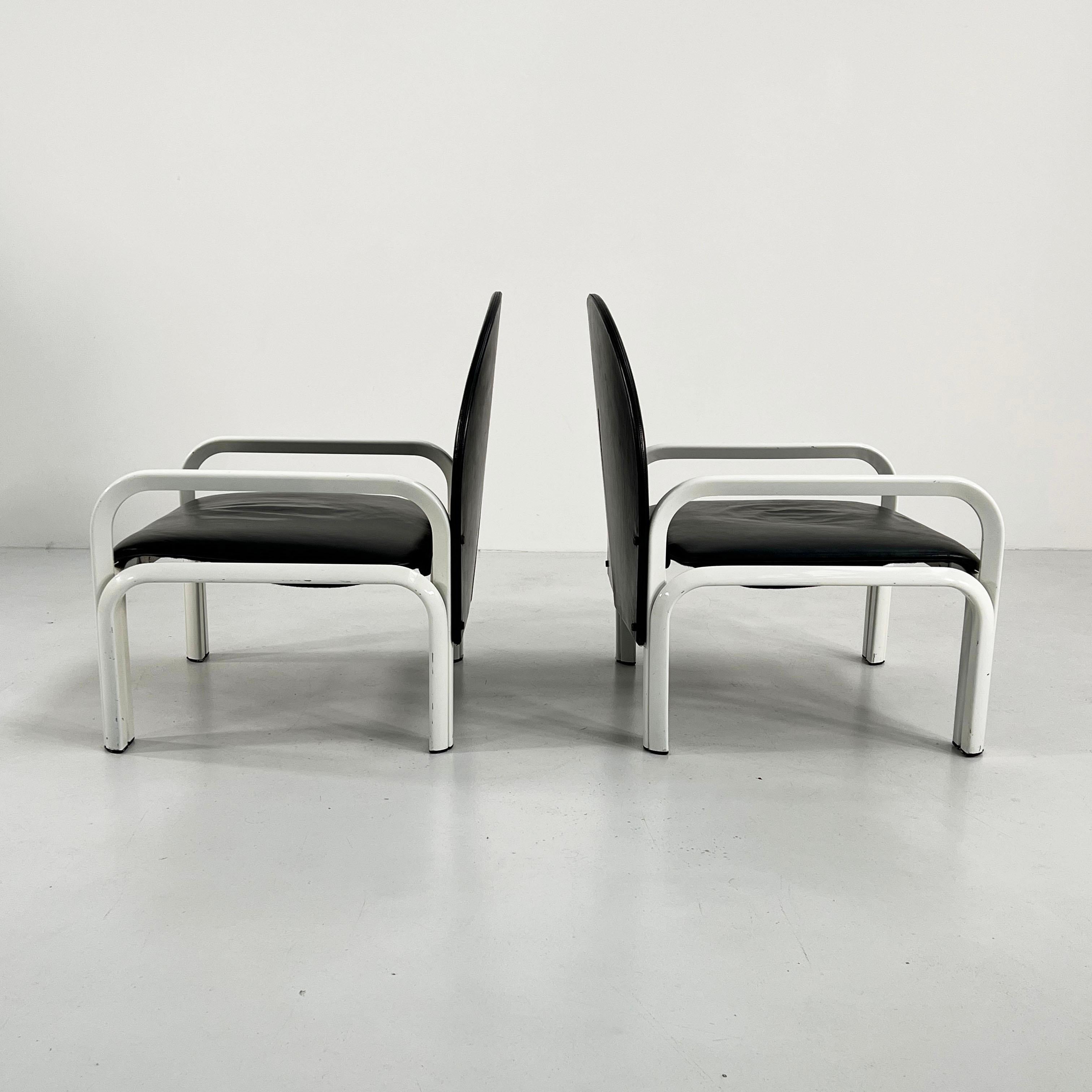 Pair of 54 L Armchairs by Gae Aulenti for Knoll International, 1970s In Good Condition For Sale In Ixelles, Bruxelles