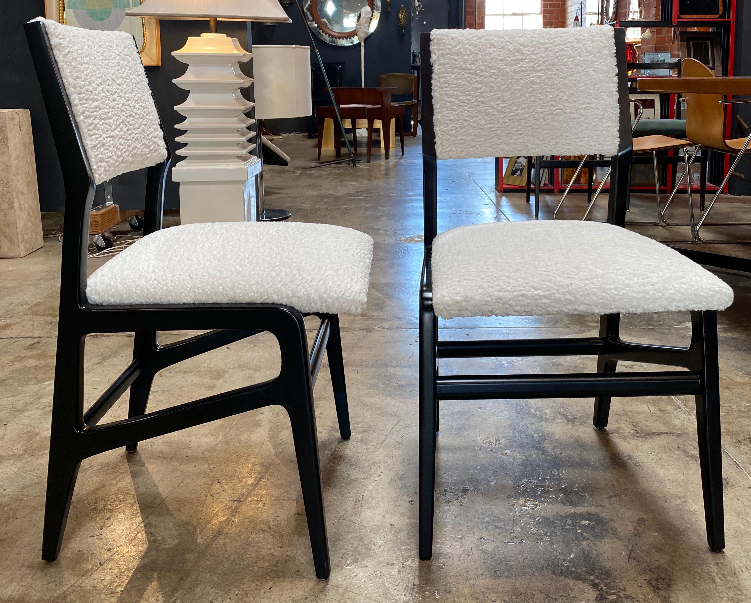Italian Pair of 6 Dining Chairs Attributed to Gio Ponti, Italy, 1960