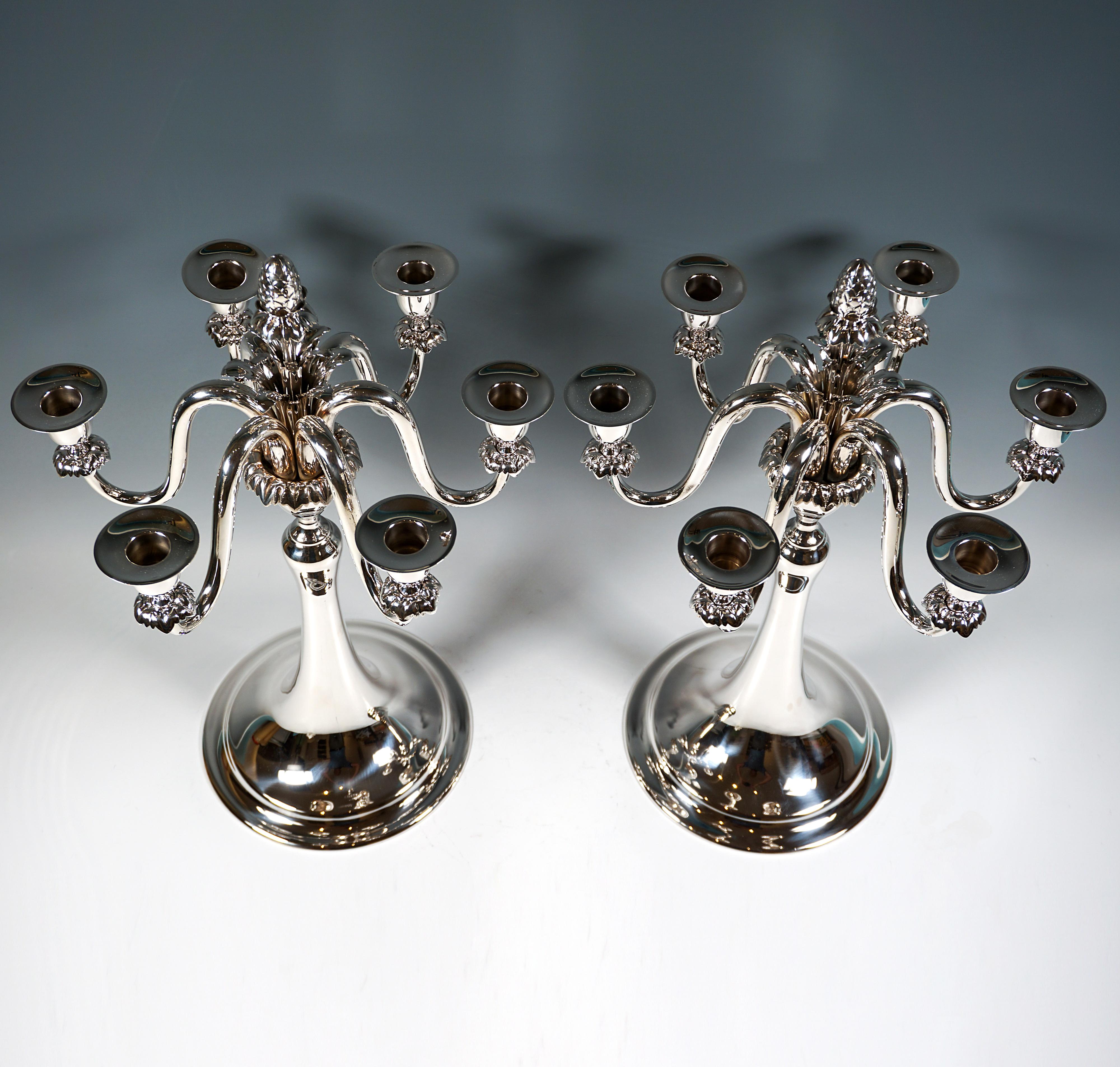 Pareja de candelabros de plata Art Nouveau de 6 llamas, de J.C. Klinkosch Viena, ca 1900 Austríaco en venta