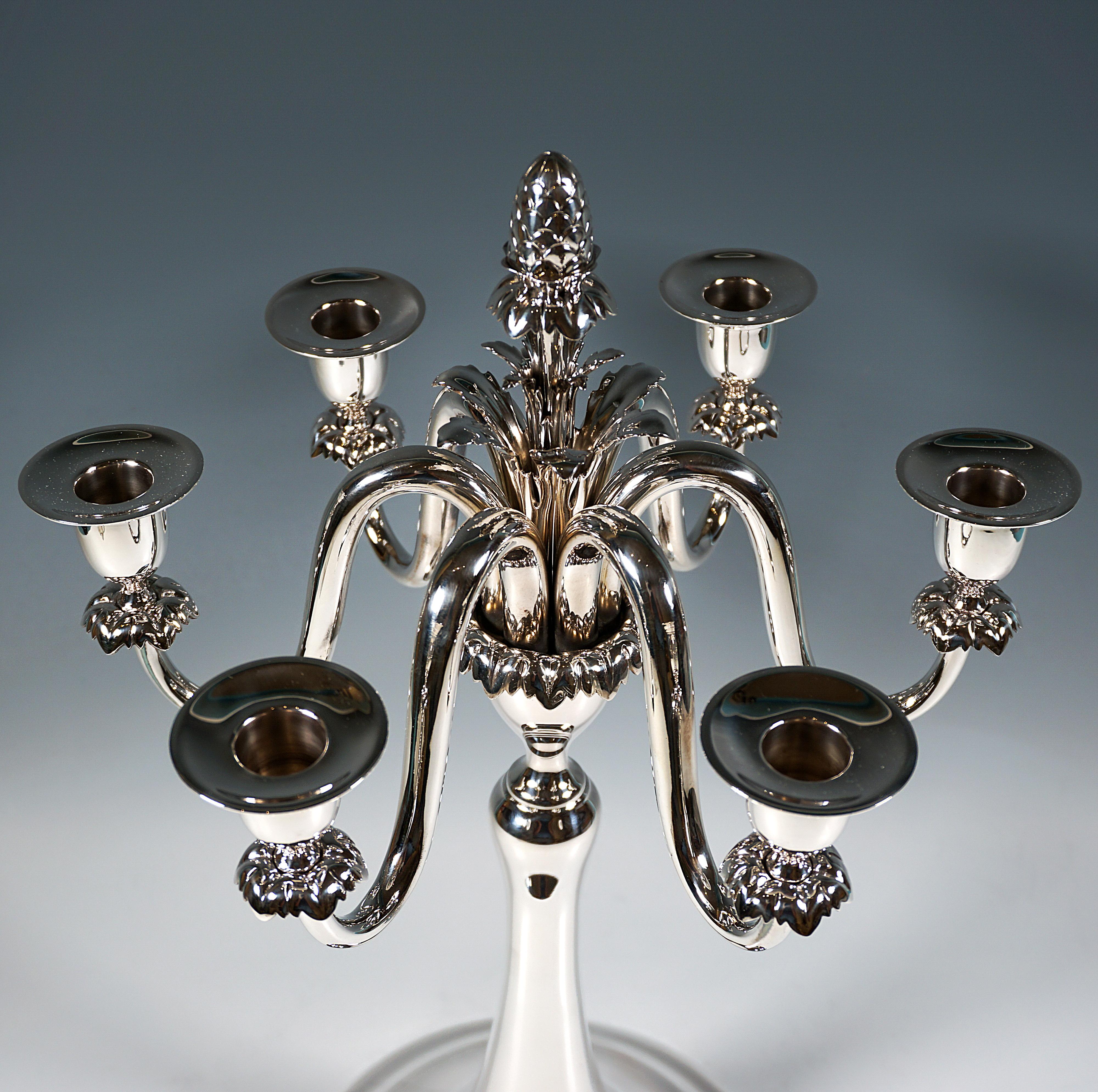 Pareja de candelabros de plata Art Nouveau de 6 llamas, de J.C. Klinkosch Viena, ca 1900 Hecho a mano en venta