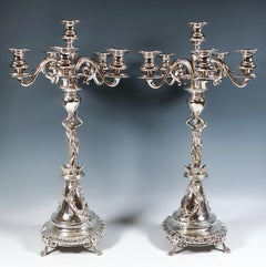 Coppia di candelabri a 6 fiamme in argento Art Nouveau con cariatidi, Vienna, 1890 ca.